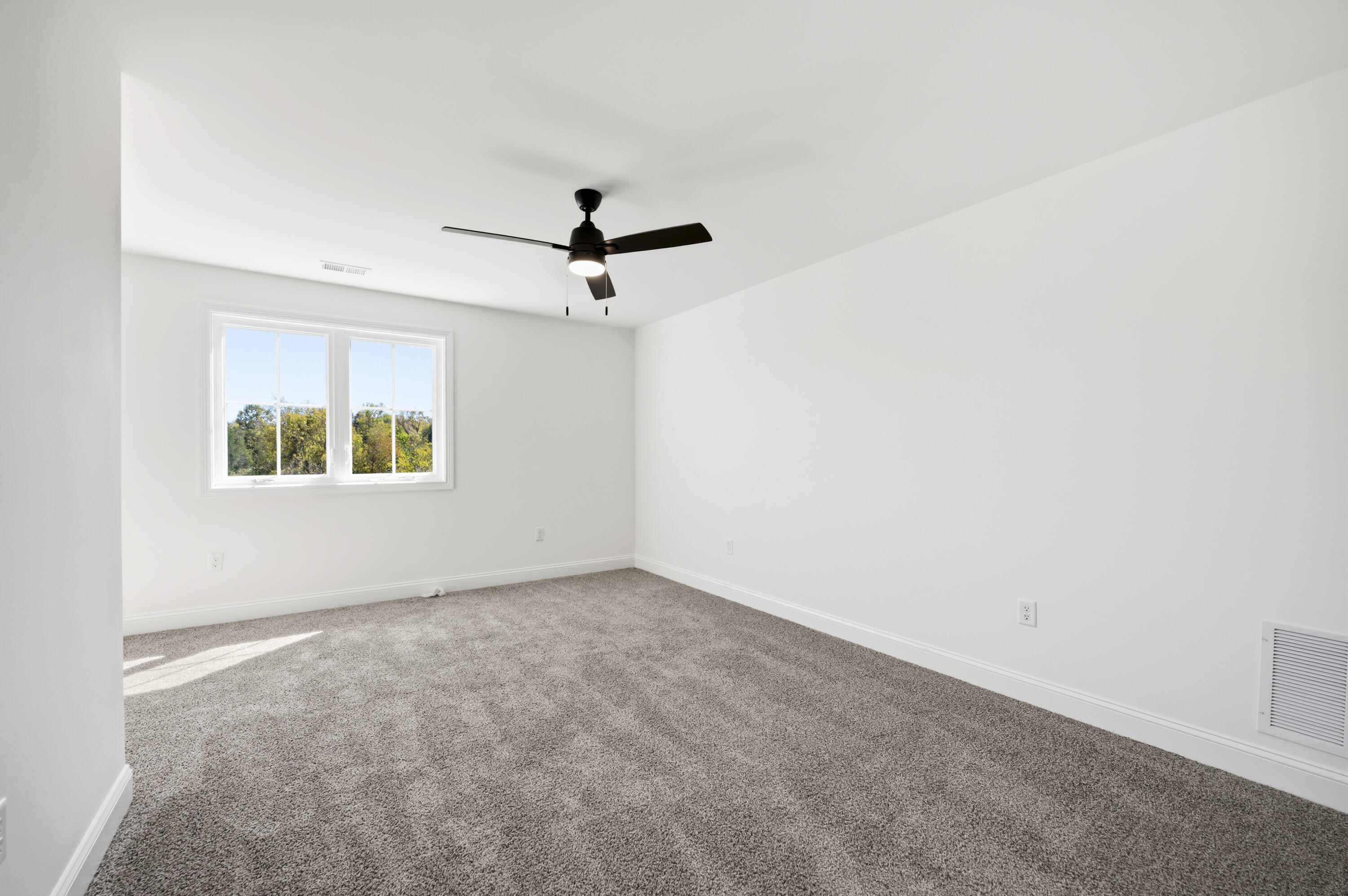 108 Dawn Court Property Photo 27