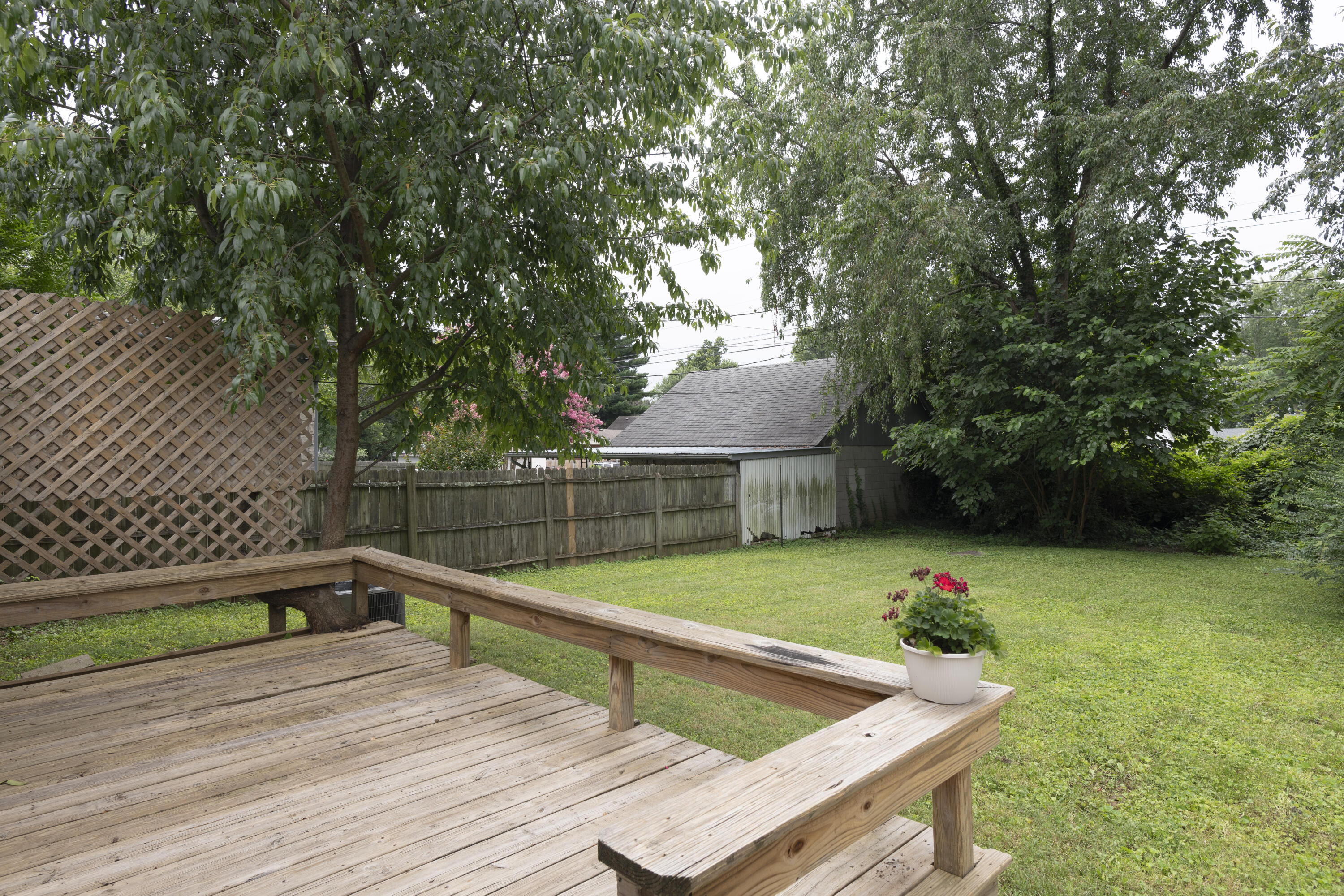 804 Della Drive Property Photo 12