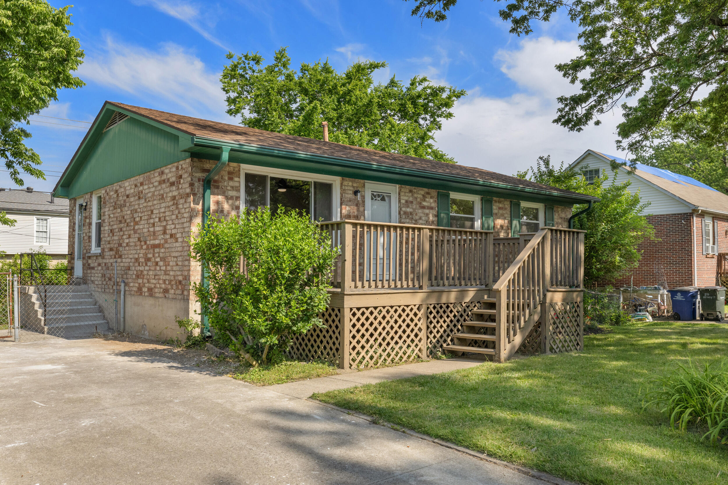 289 Mulberry Court Property Photo 1