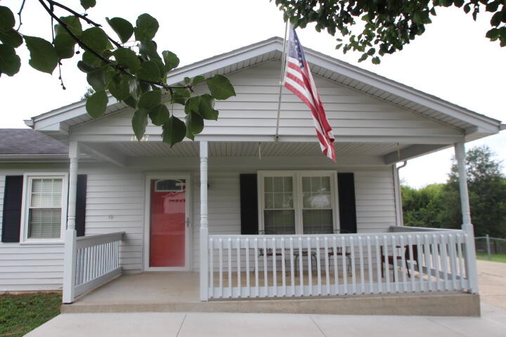 1037 David Drive Property Photo 3