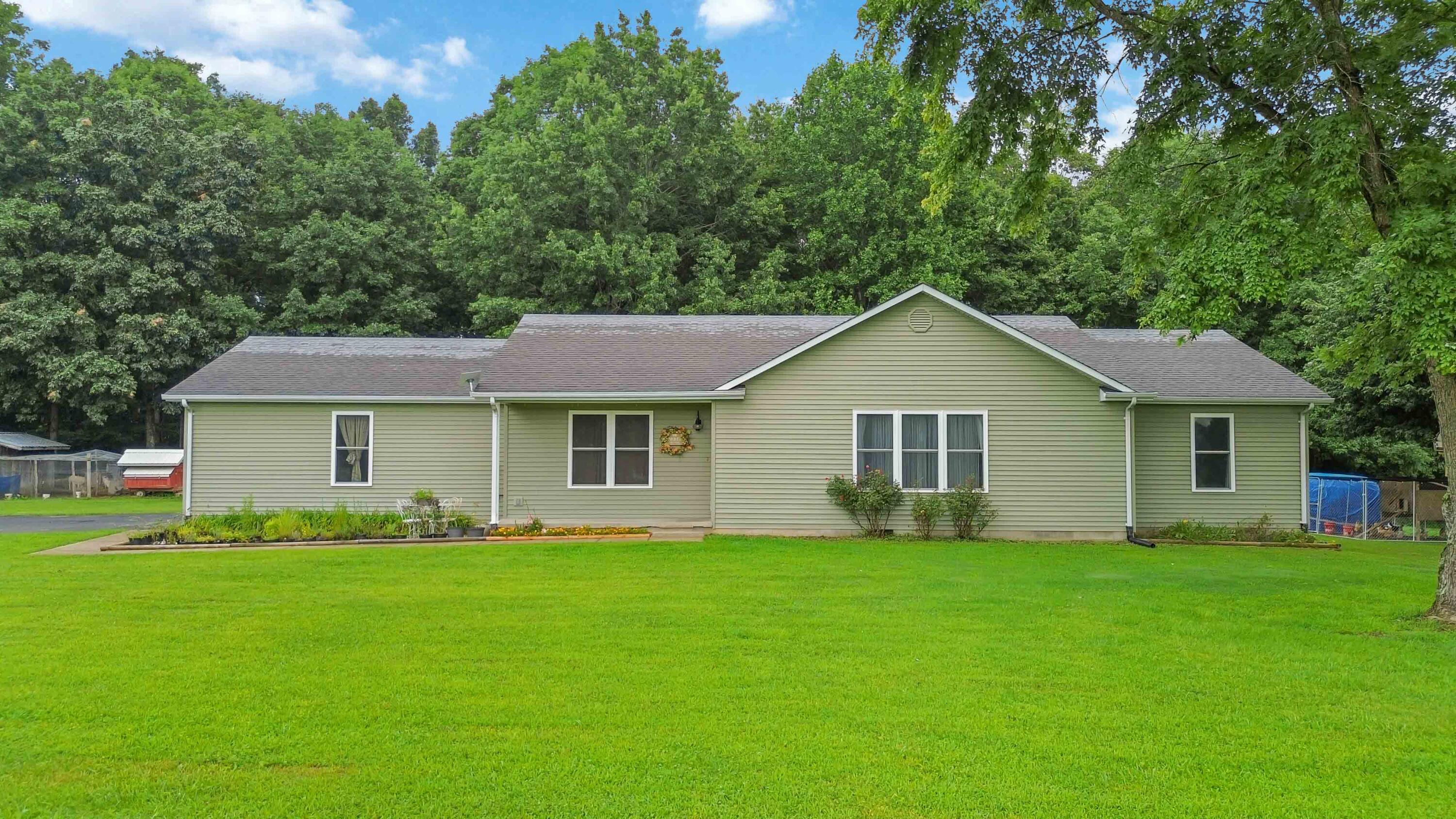 547 Trace Fork Road Property Photo 1