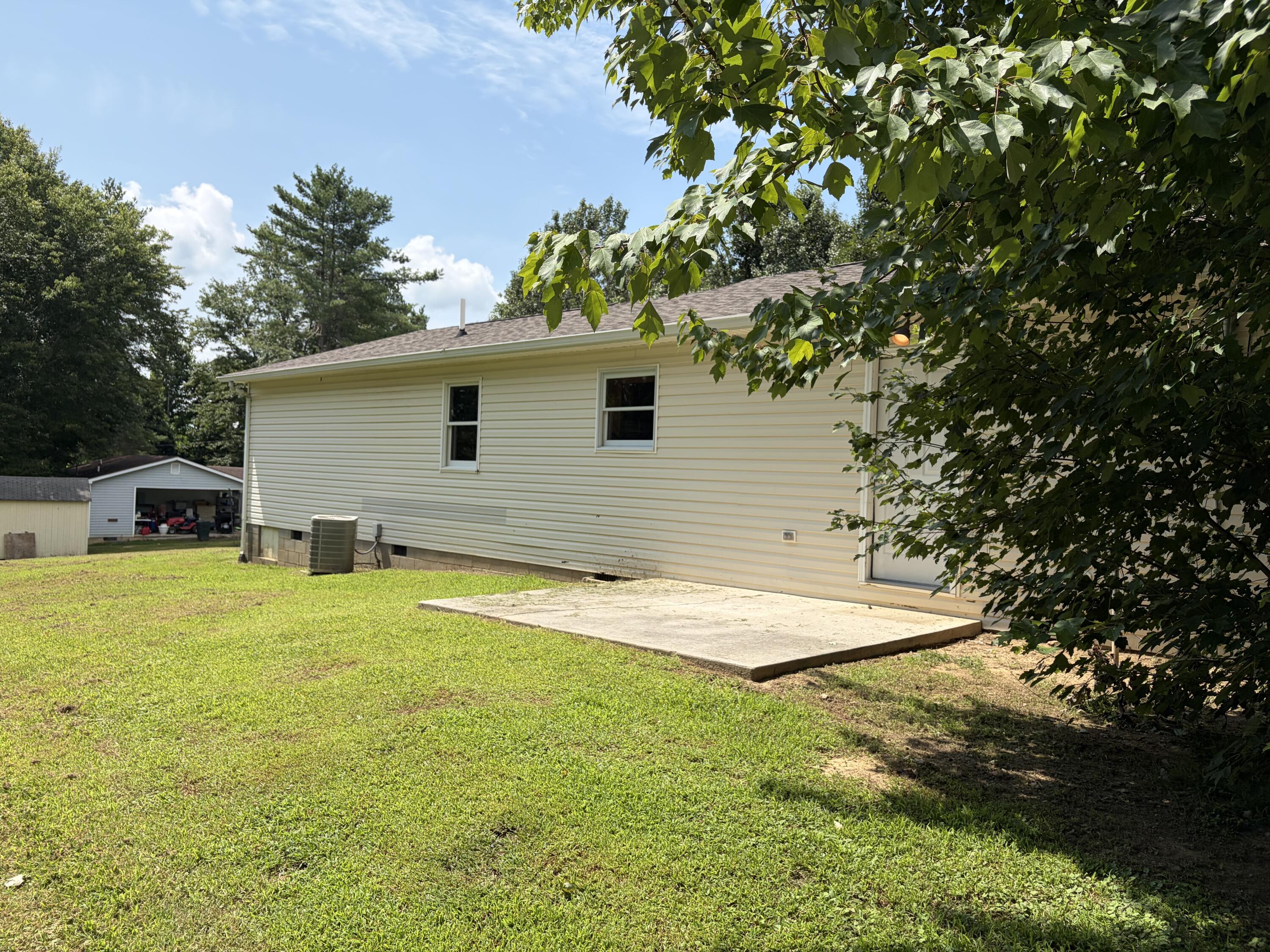 38 Jacqueline Drive Property Photo 6