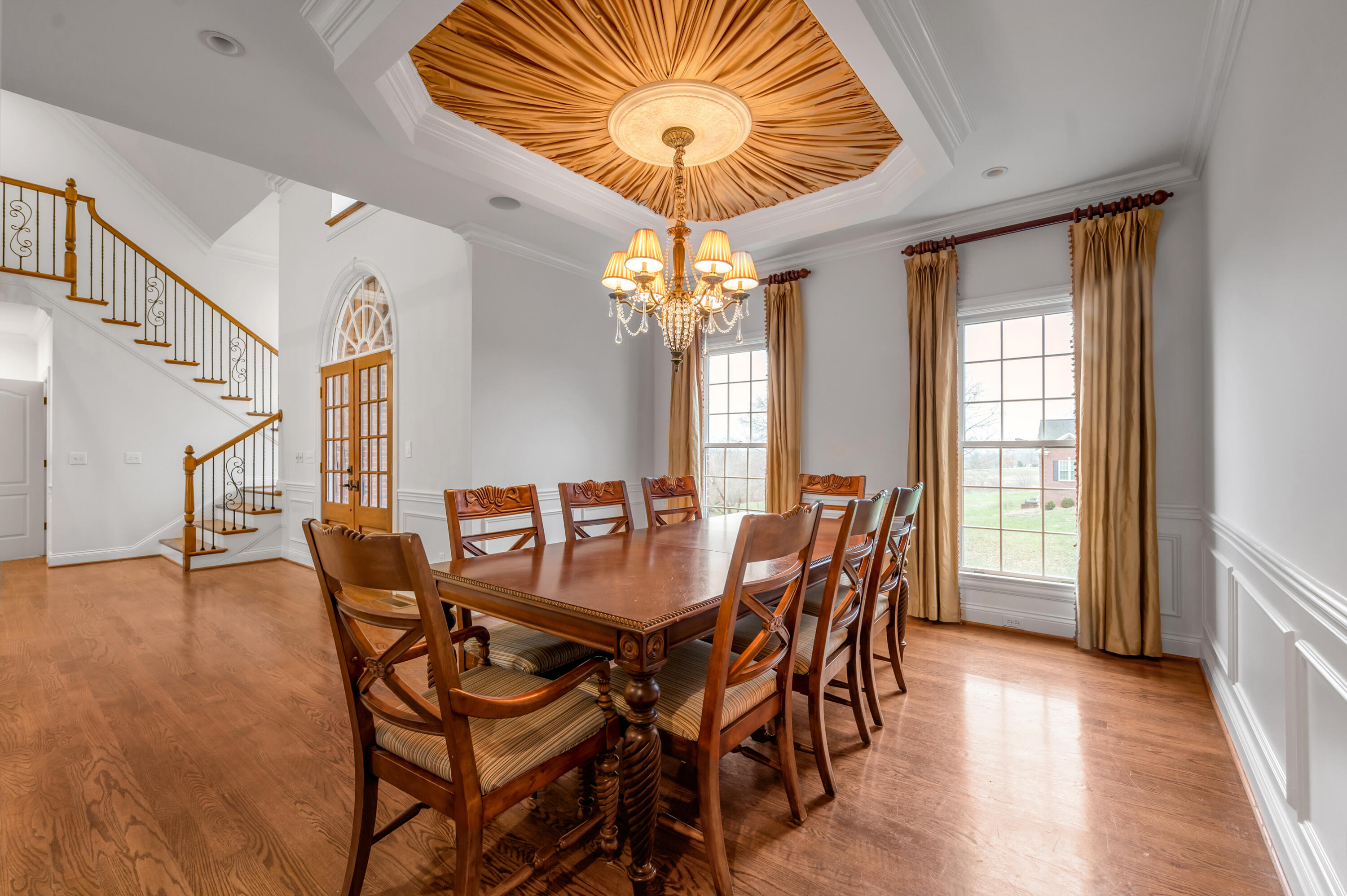 1056 High Point Drive Property Photo 4