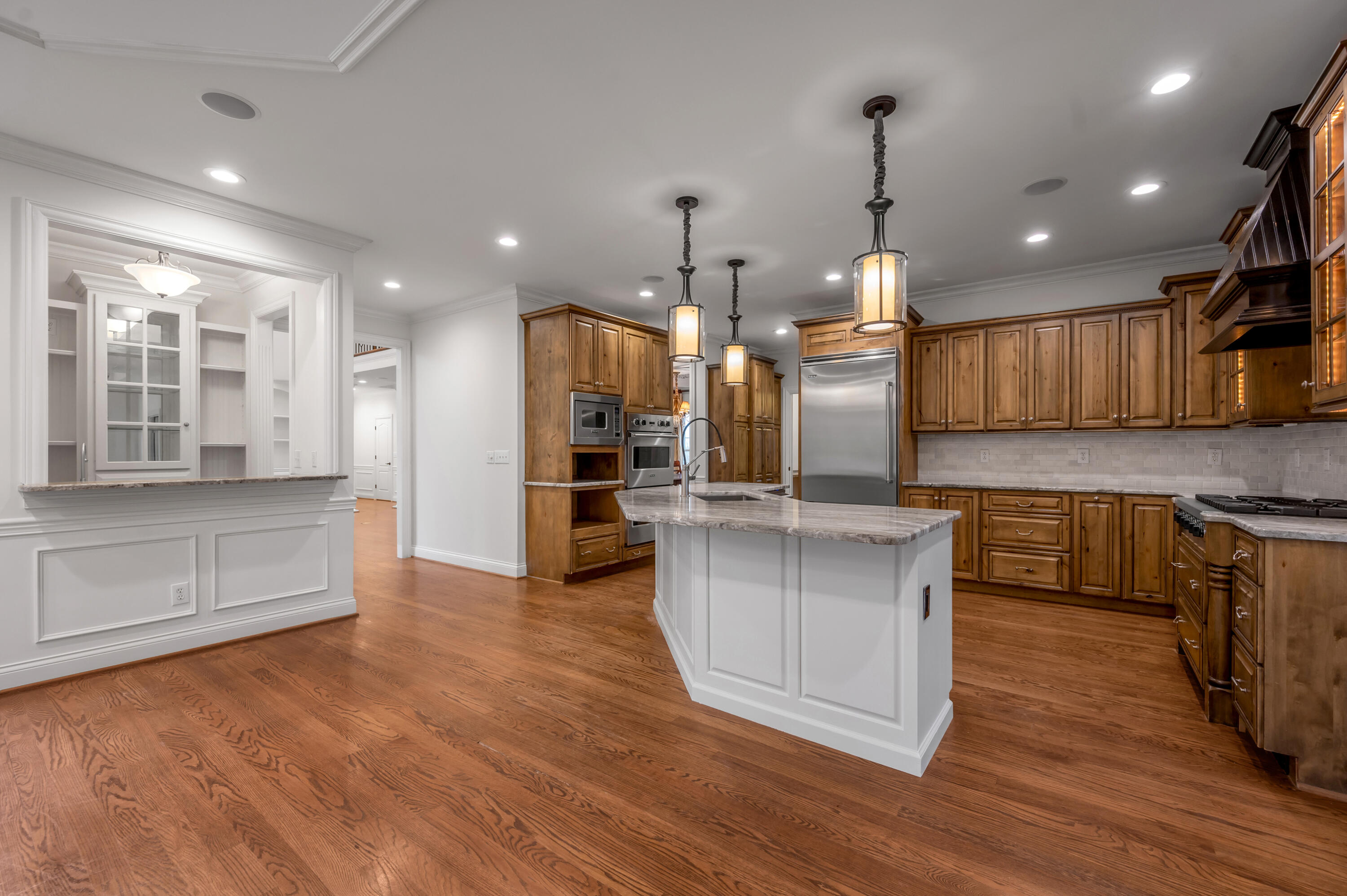 1056 High Point Drive Property Photo 12