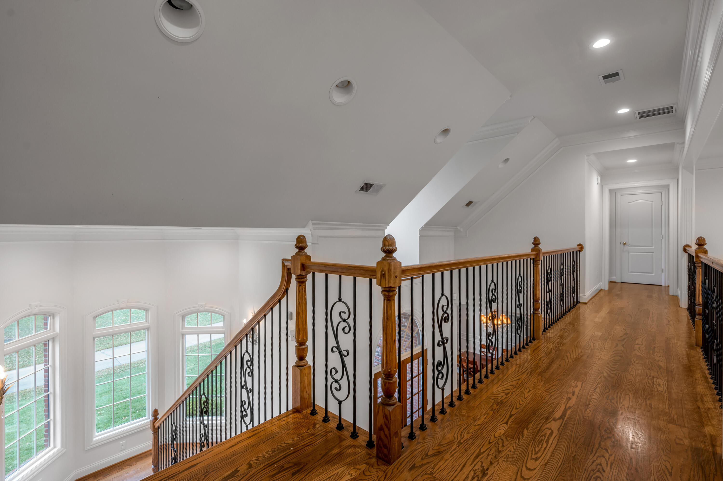 1056 High Point Drive Property Photo 32