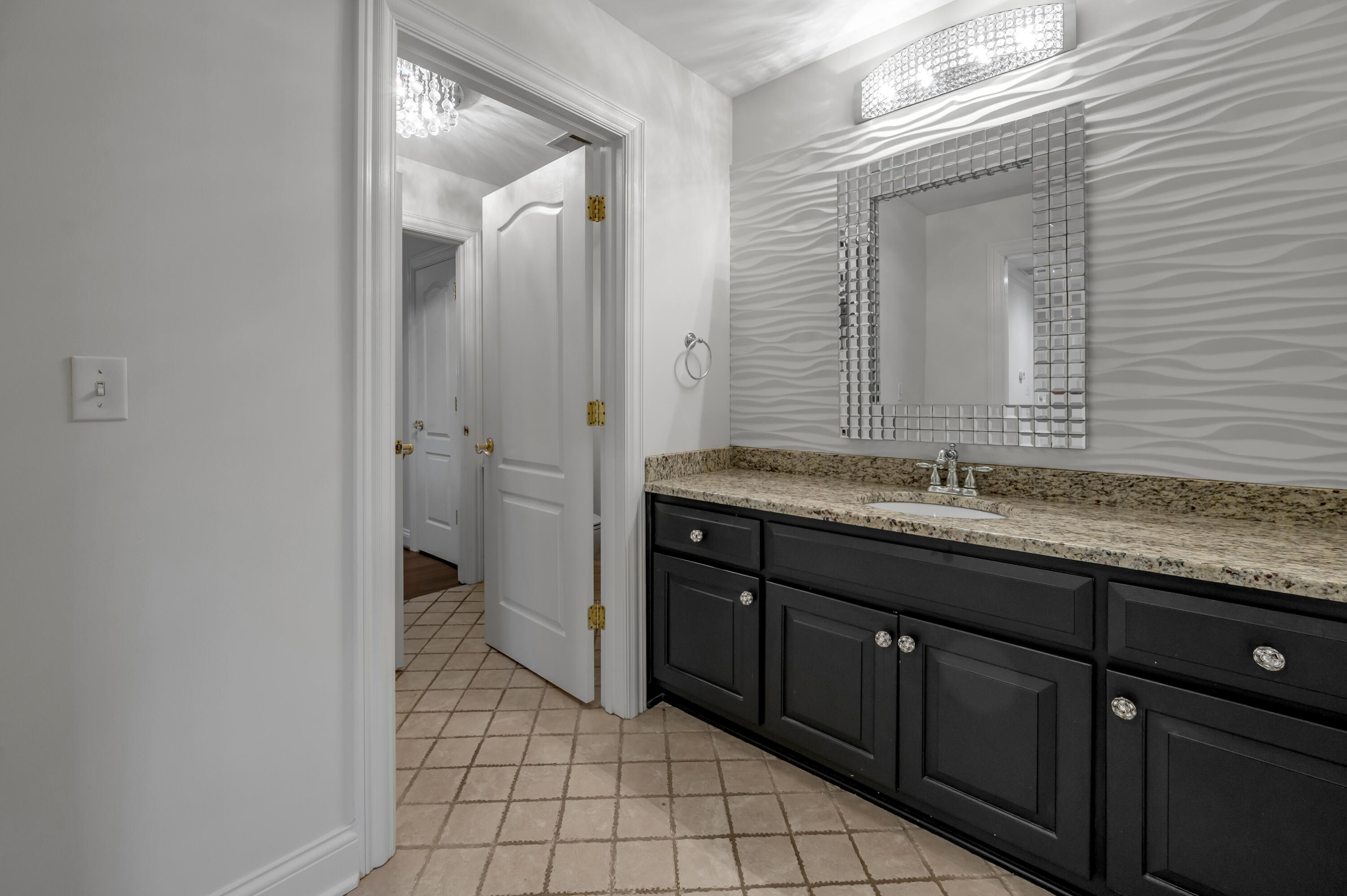 1056 High Point Drive Property Photo 44