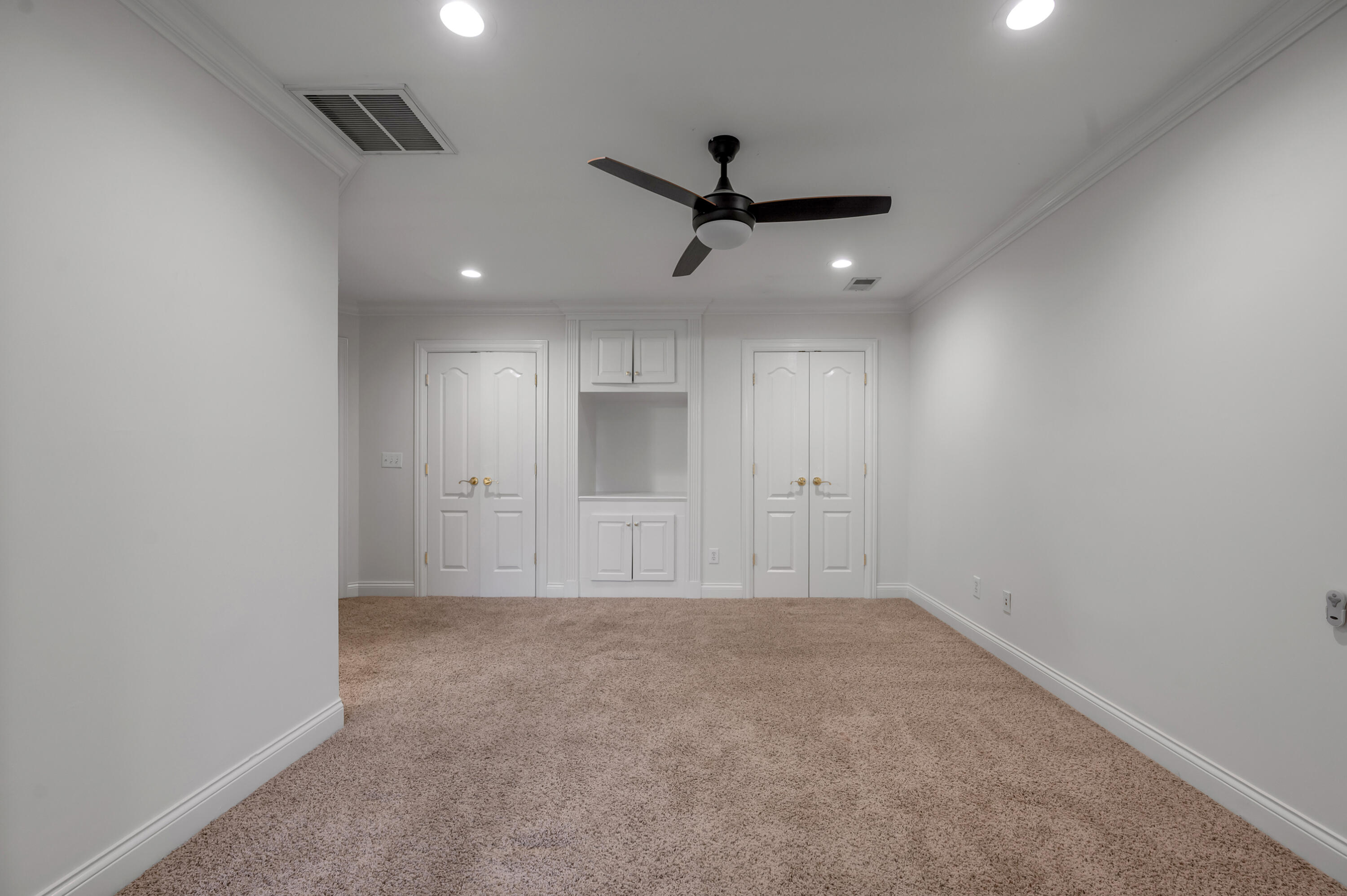 1056 High Point Drive Property Photo 52