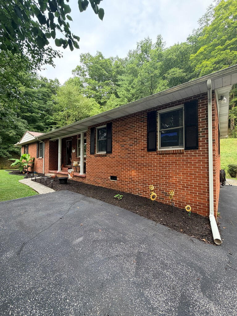 9124 Rockcastle Road Property Photo 10