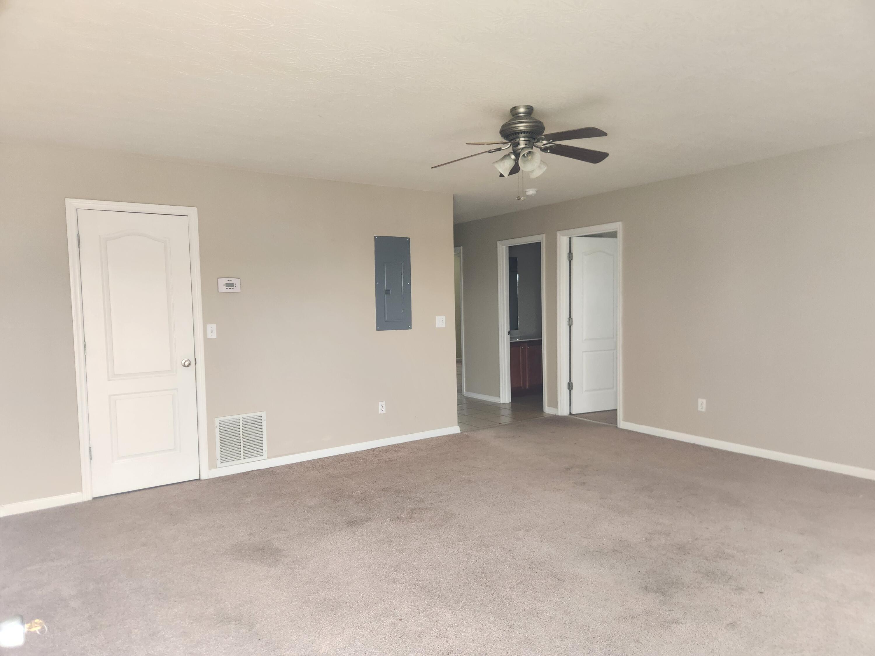 2021 Willow Drive 3 Property Photo 2