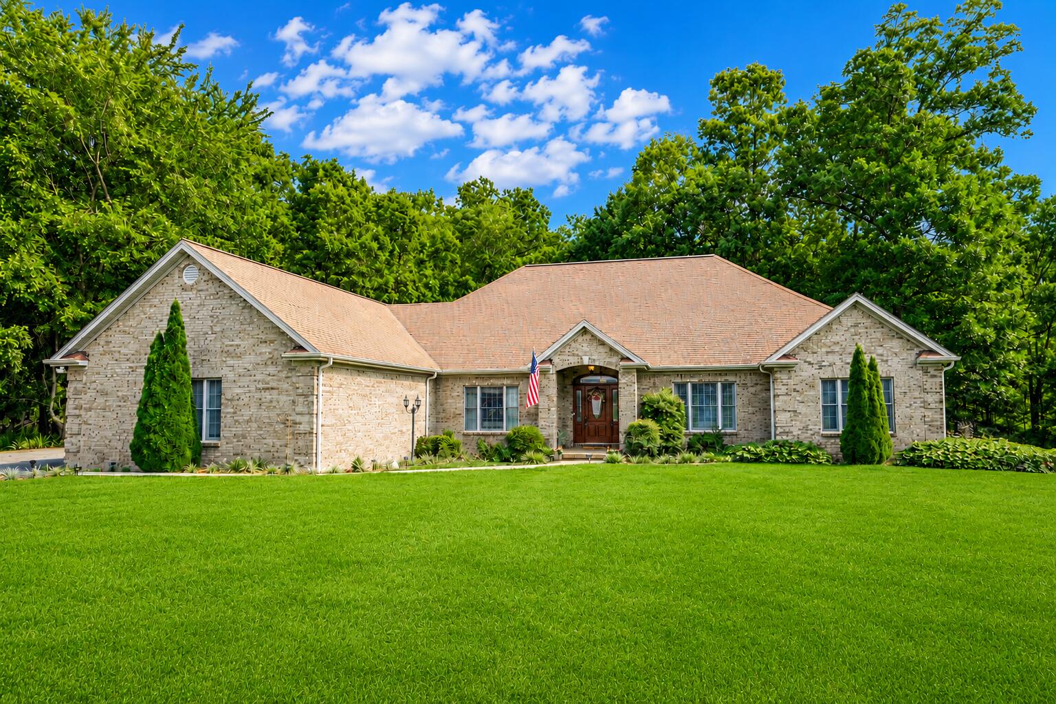 1209 Douglas Circle Property Photo 1