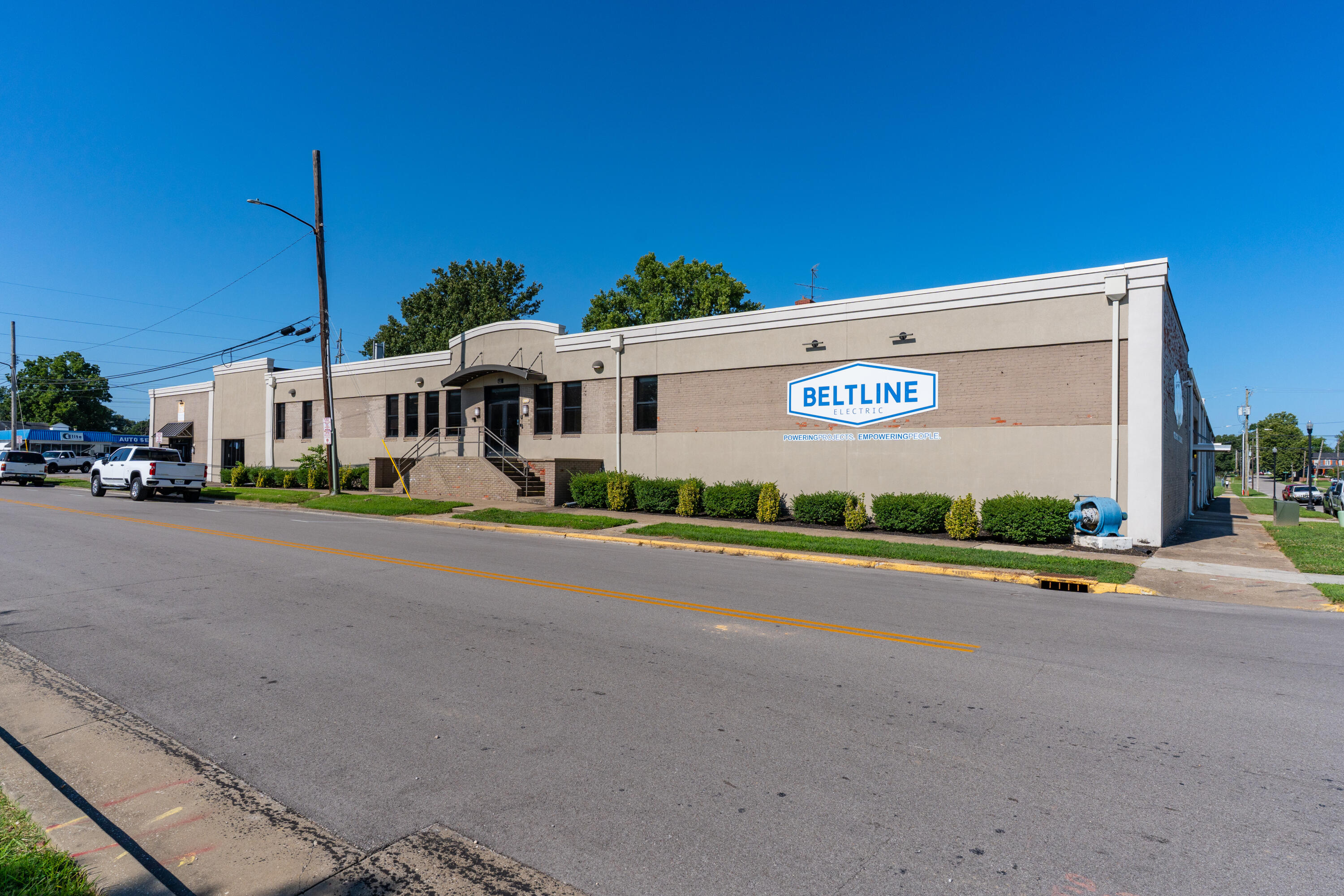 300 Walnut Street Property Photo 6