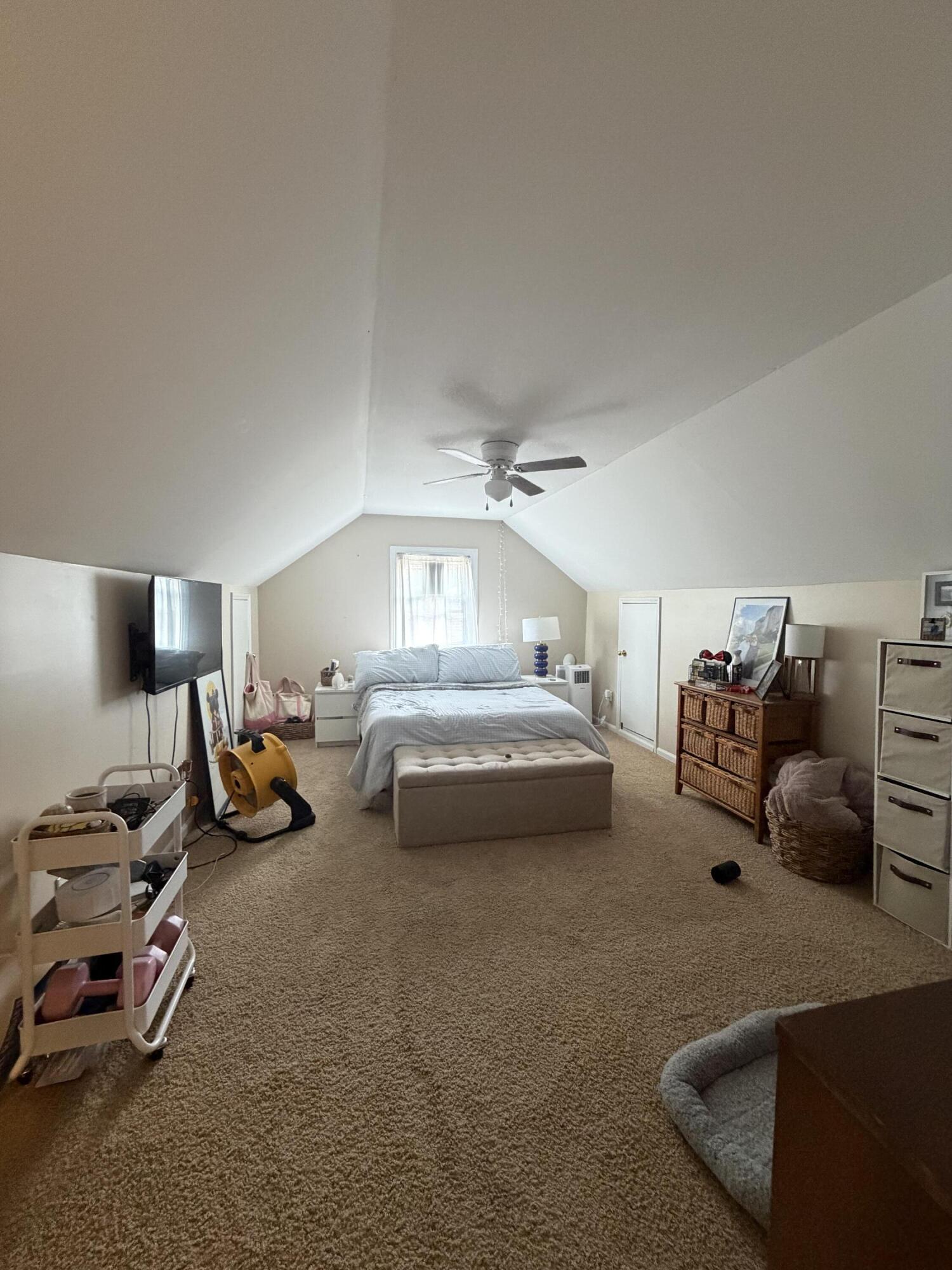 341 Hollyhill Drive Property Photo 13