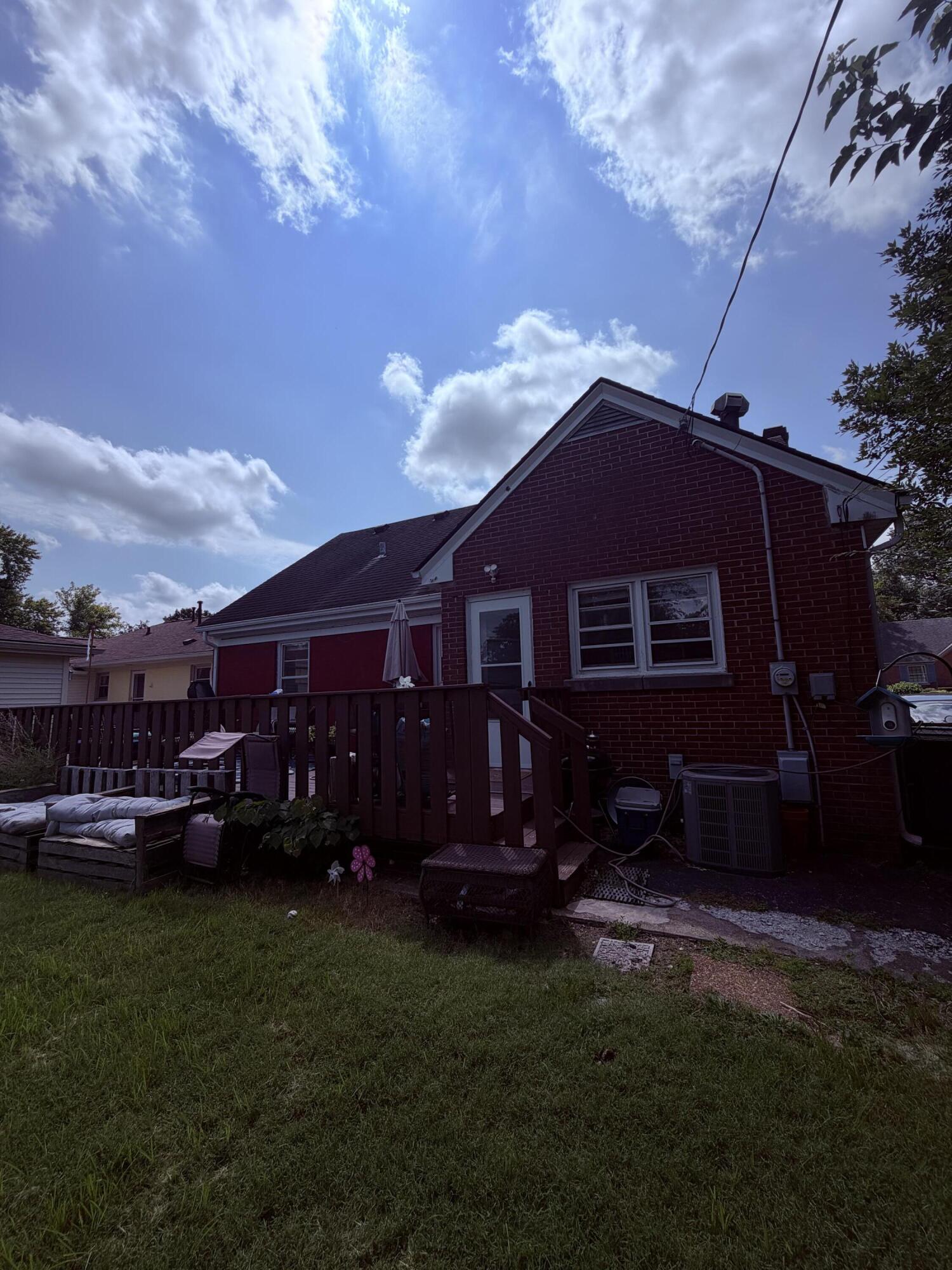 341 Hollyhill Drive Property Photo 15