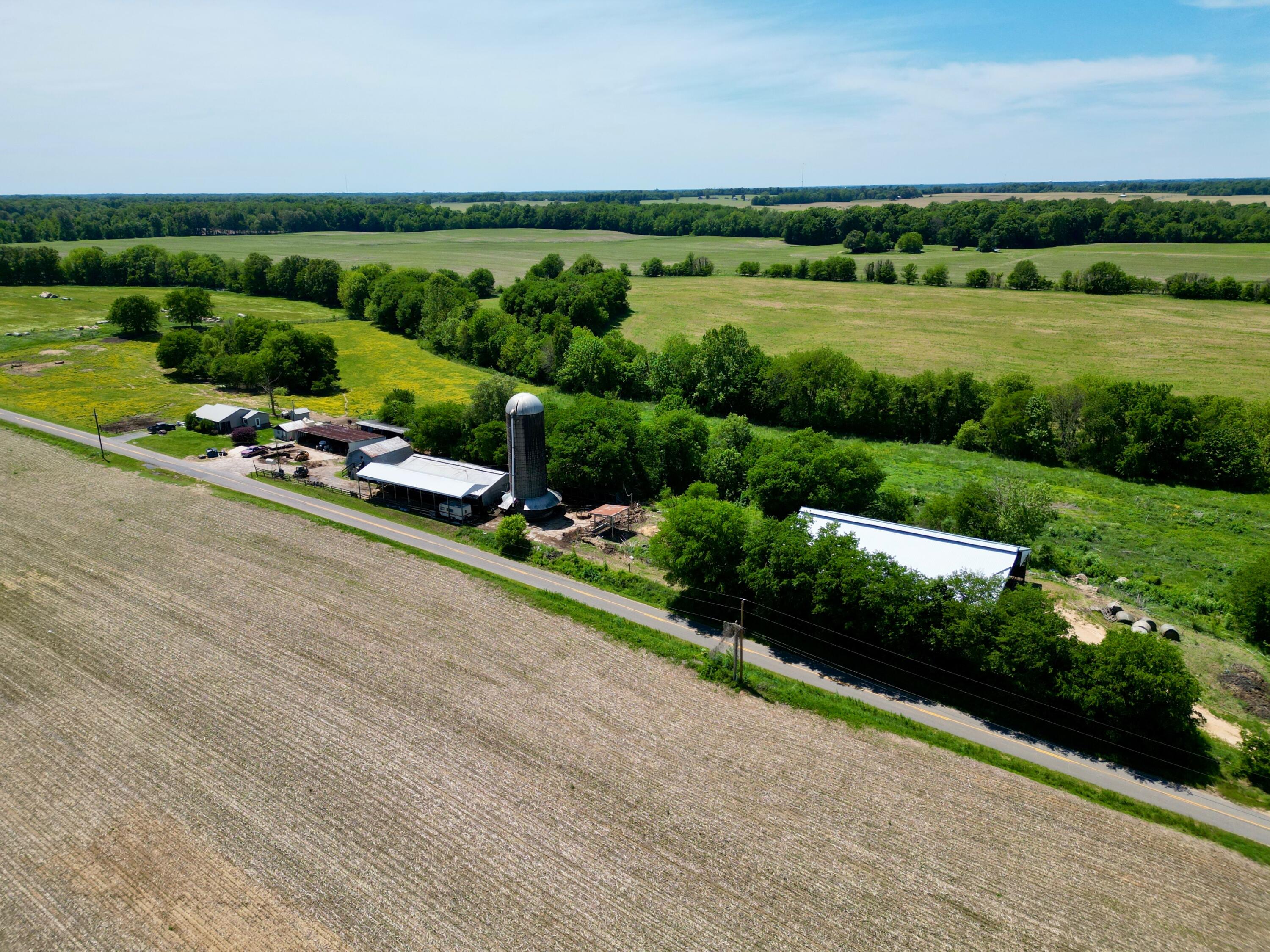 1753 State Route 943 Property Photo 35