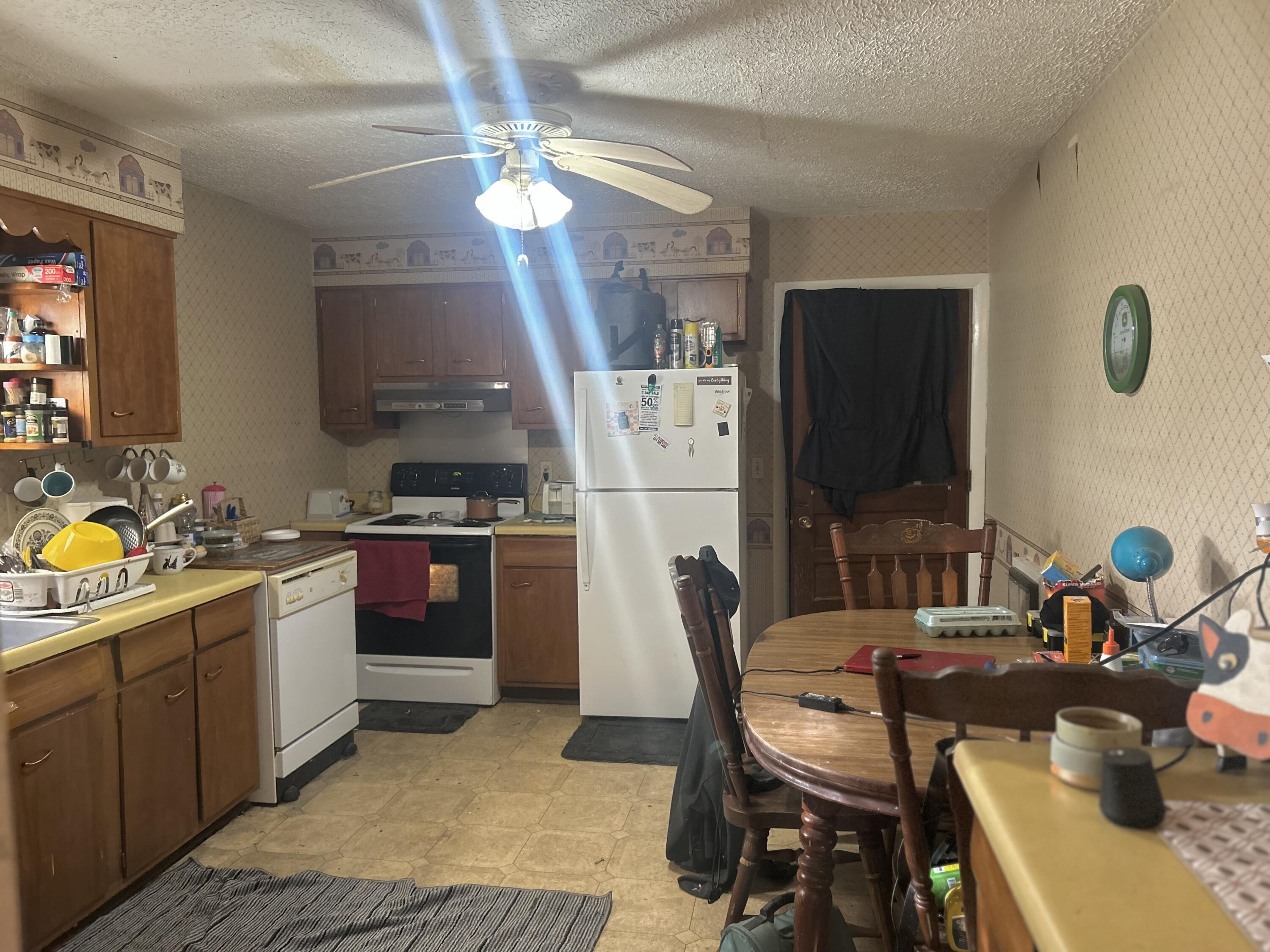 1753 State Route 943 Property Photo 45