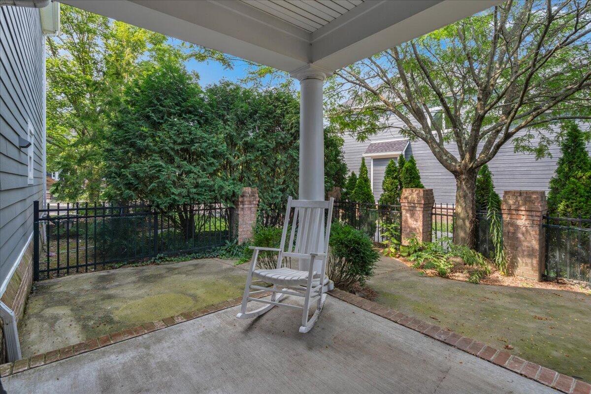 1988 General Warfield Way Property Photo 51