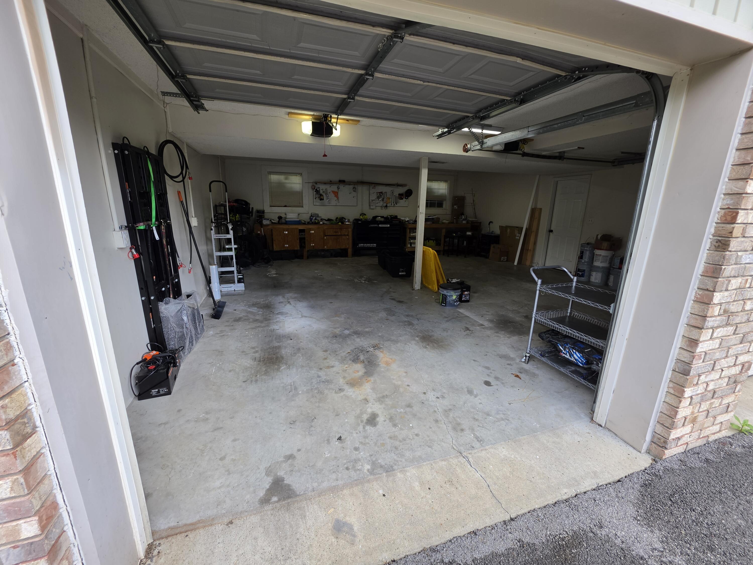 9468 Keavy Road Property Photo 21