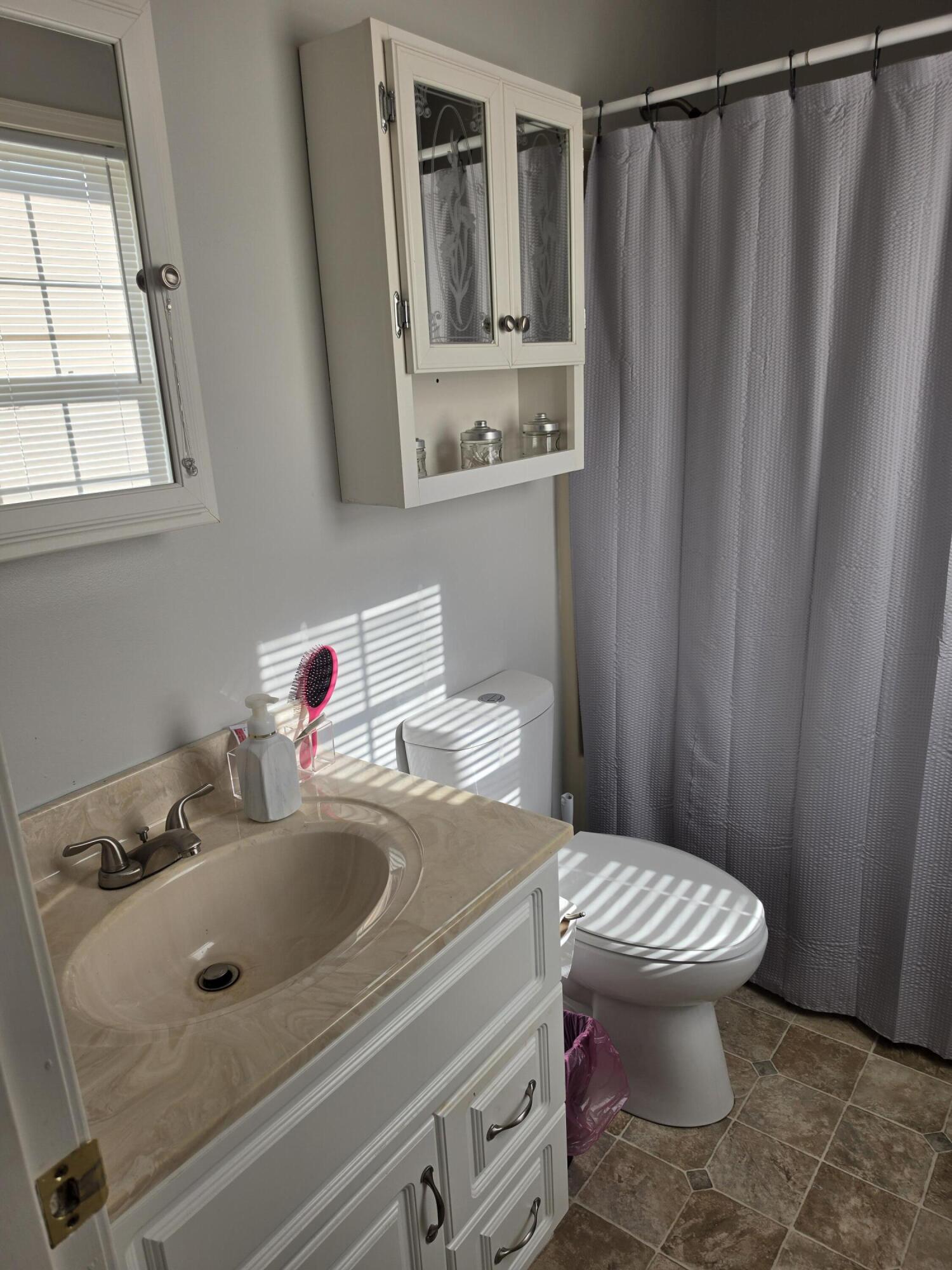 9468 Keavy Road Property Photo 29
