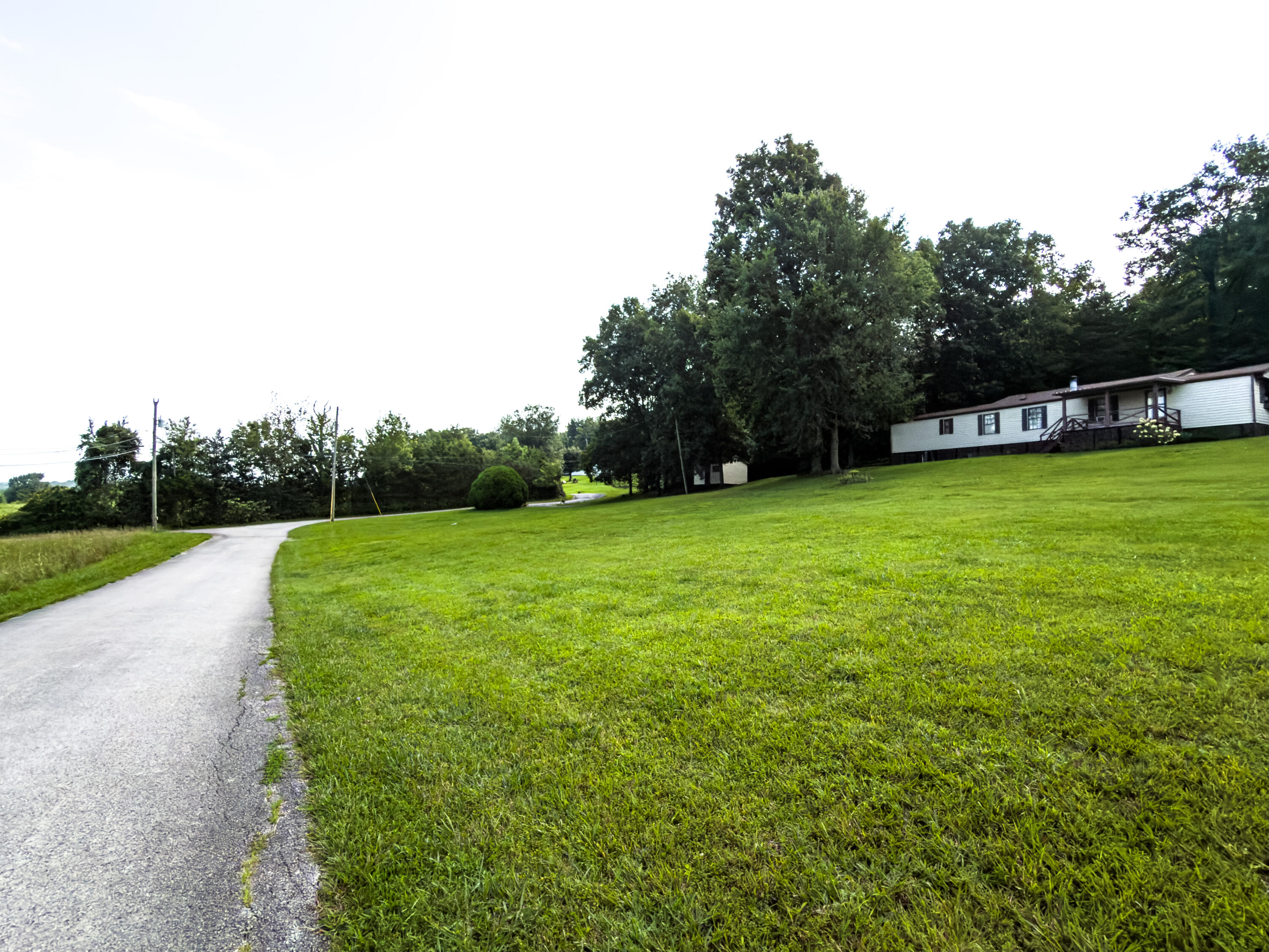 186 Hancock Subdivision Property Photo 6