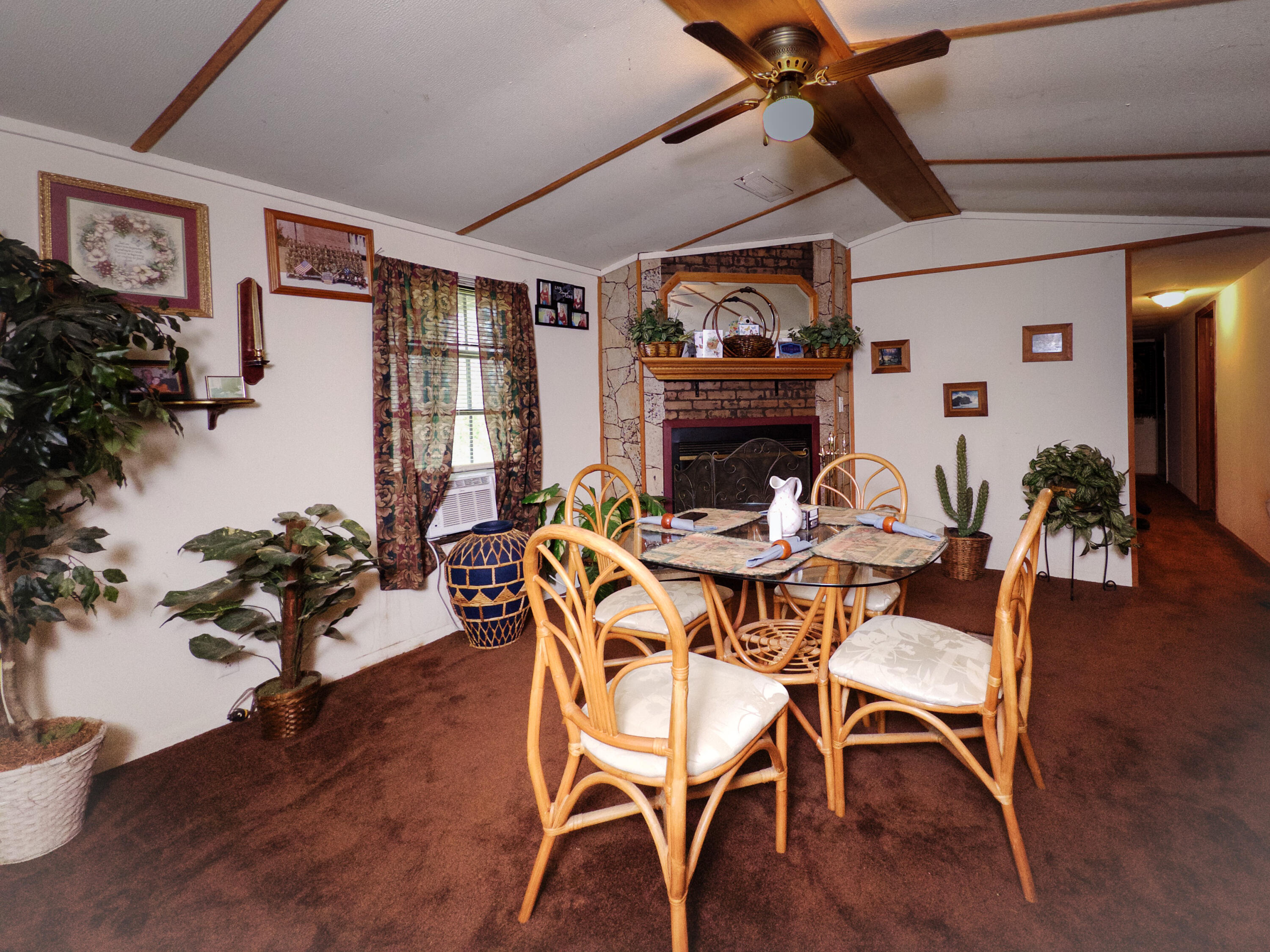 186 Hancock Subdivision Property Photo 15