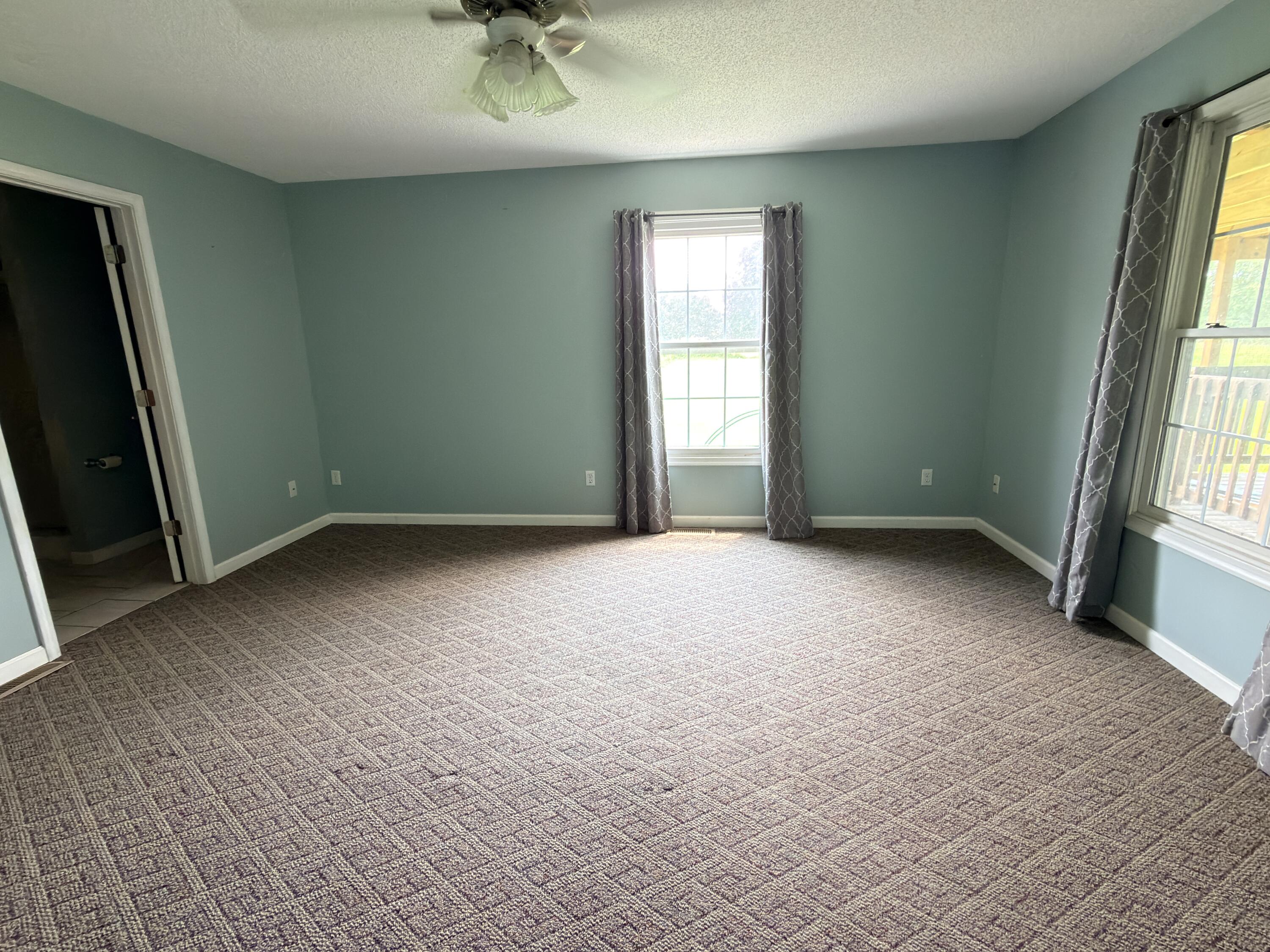 153 Webster Lane Property Photo 11