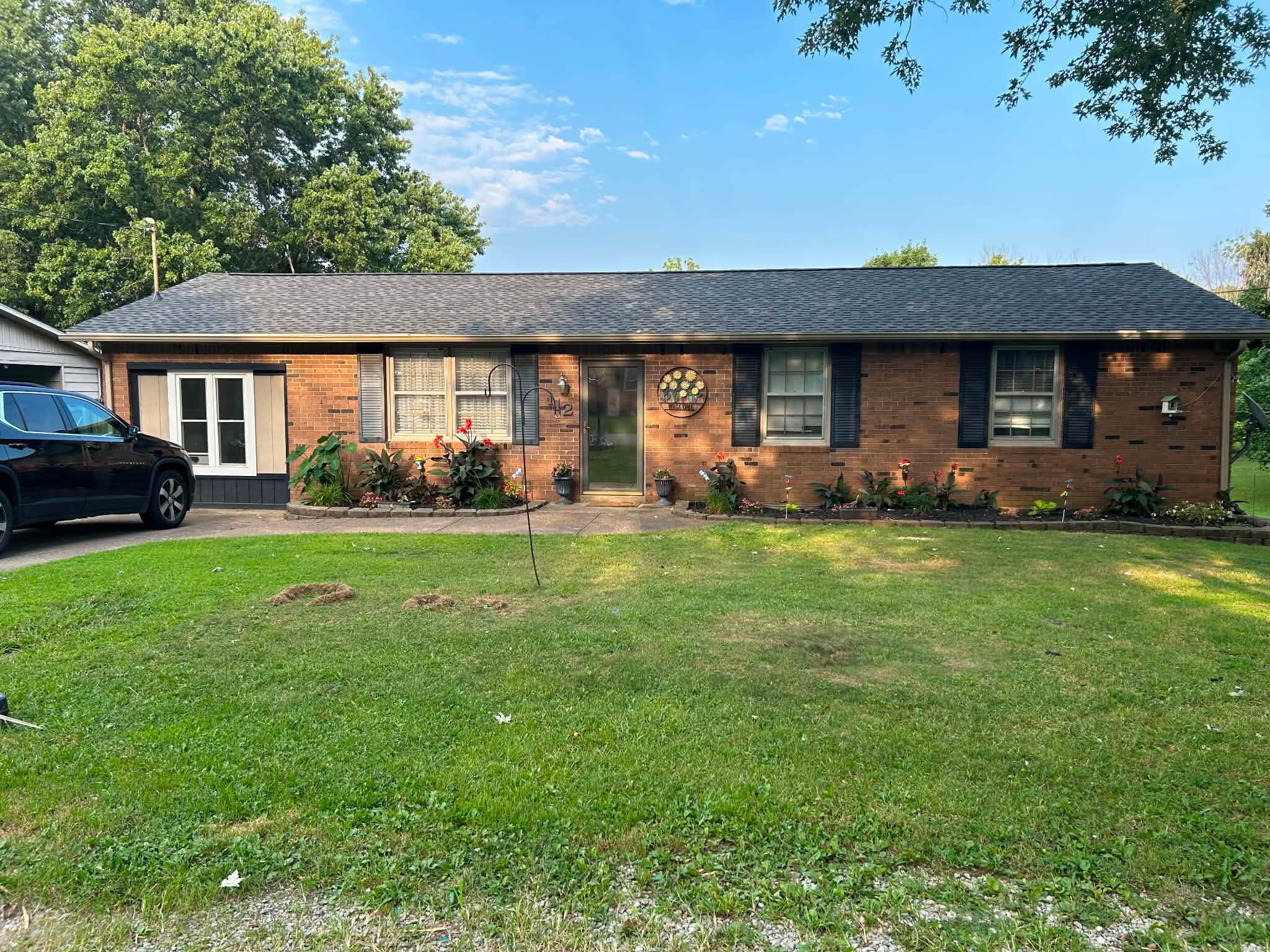 112 Reed Place Property Photo 1