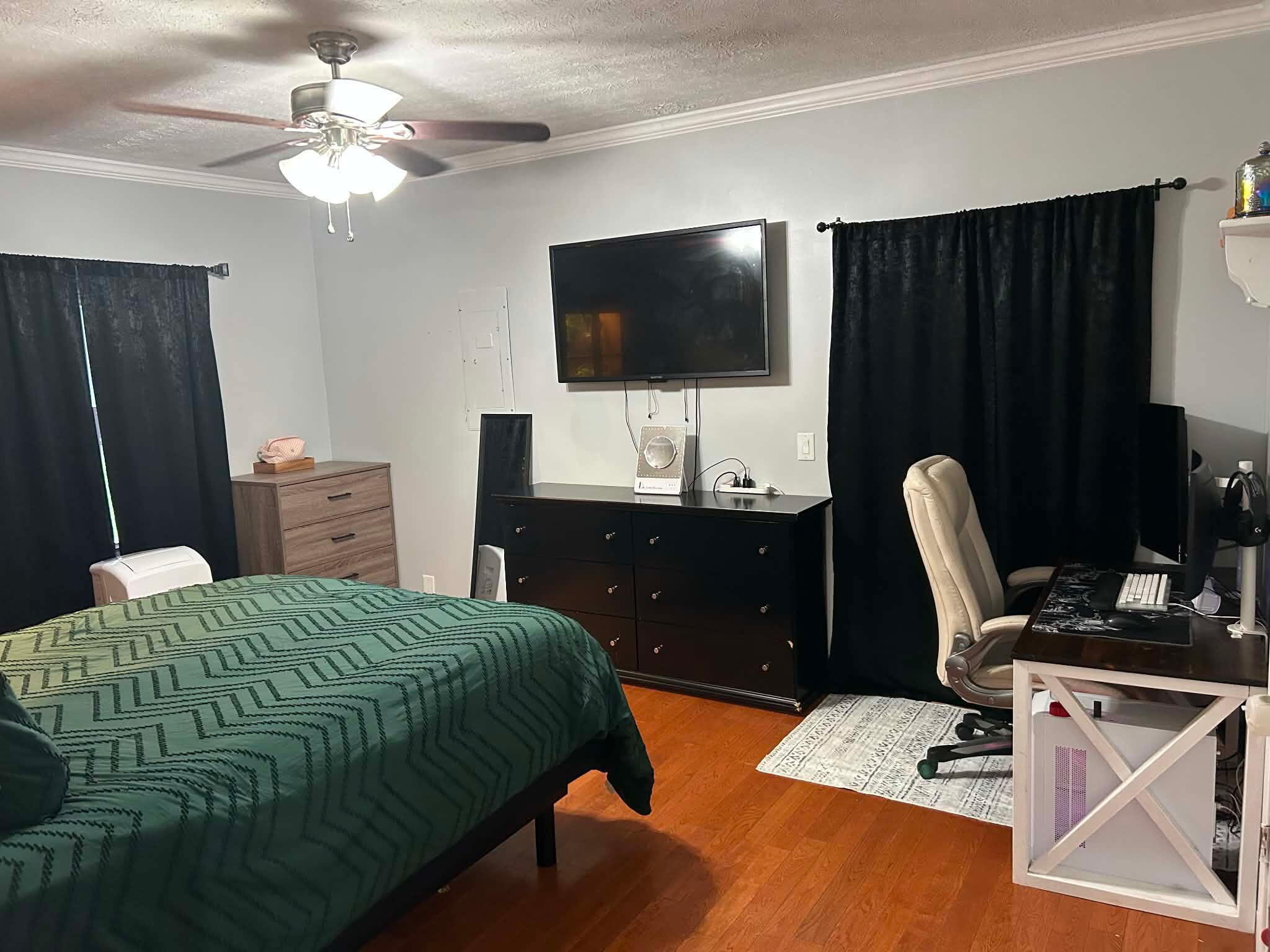 112 Reed Place Property Photo 16