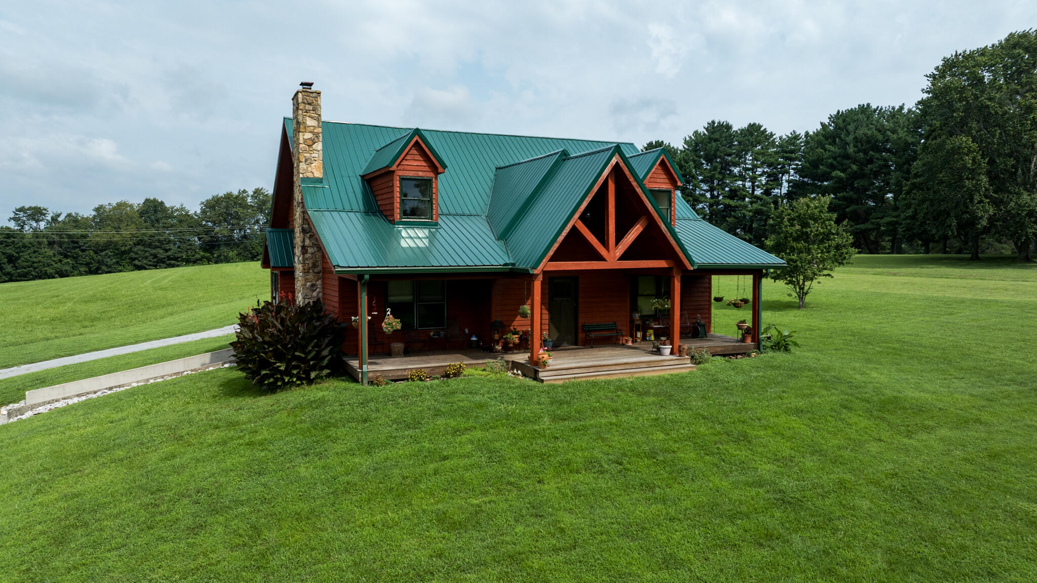 181 William Whitley Road Property Photo 5