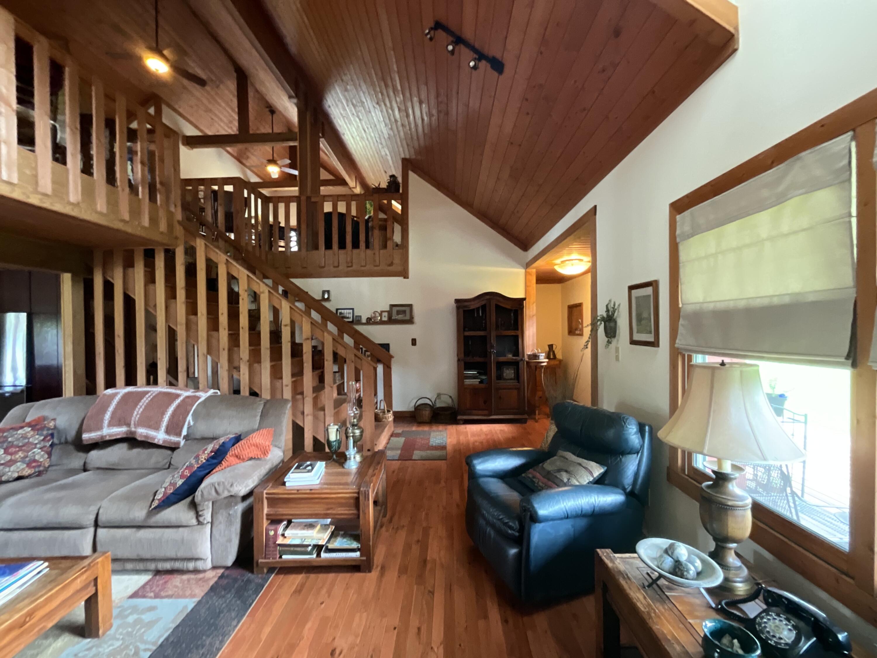 181 William Whitley Road Property Photo 13