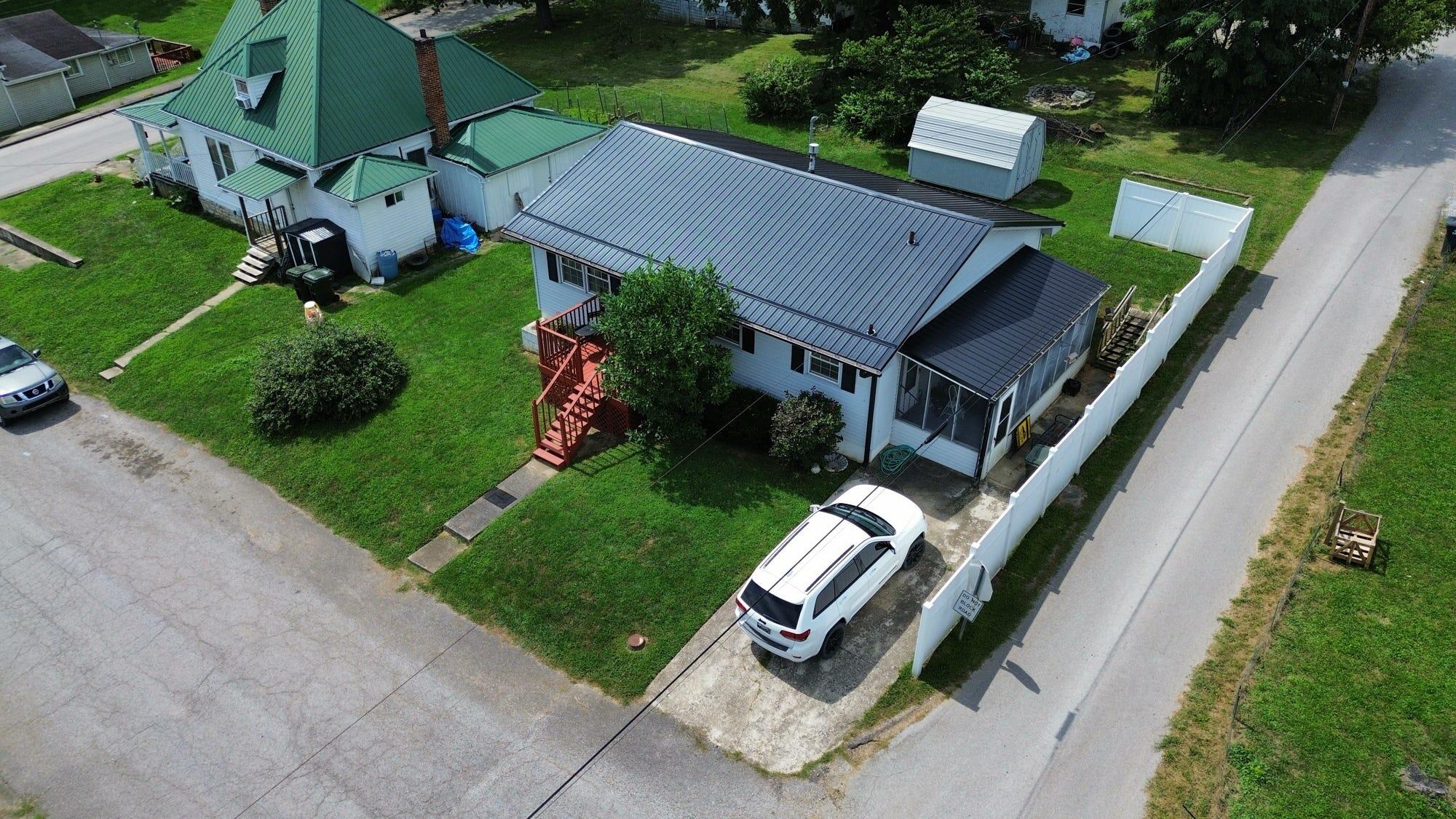 208 Tureman Avenue Property Photo 4