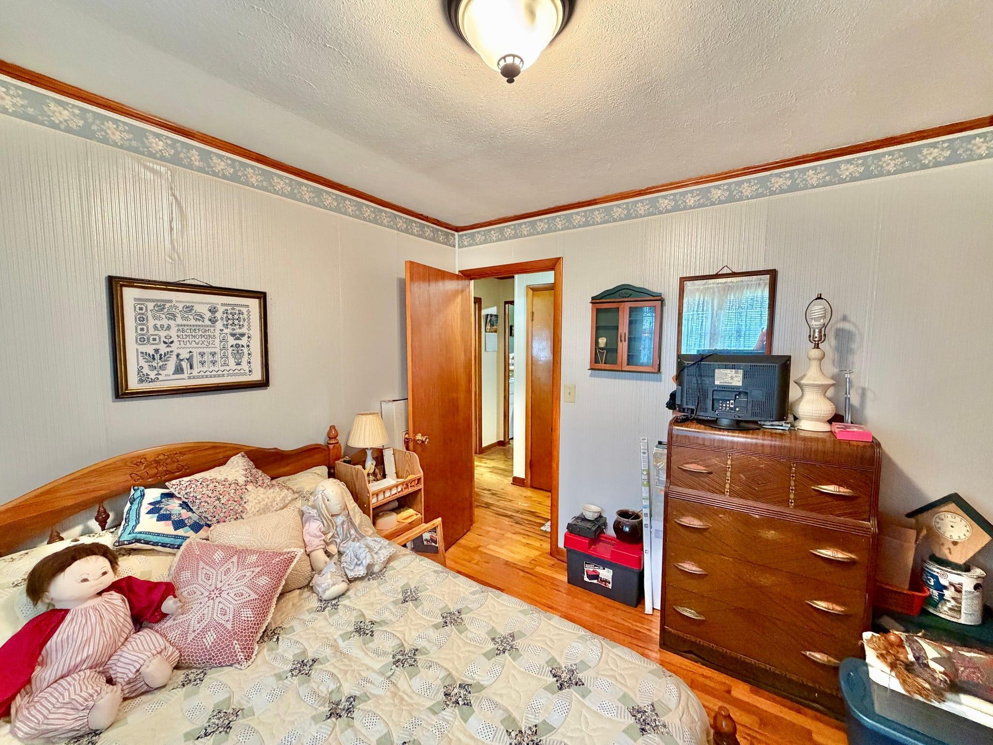208 Tureman Avenue Property Photo 26