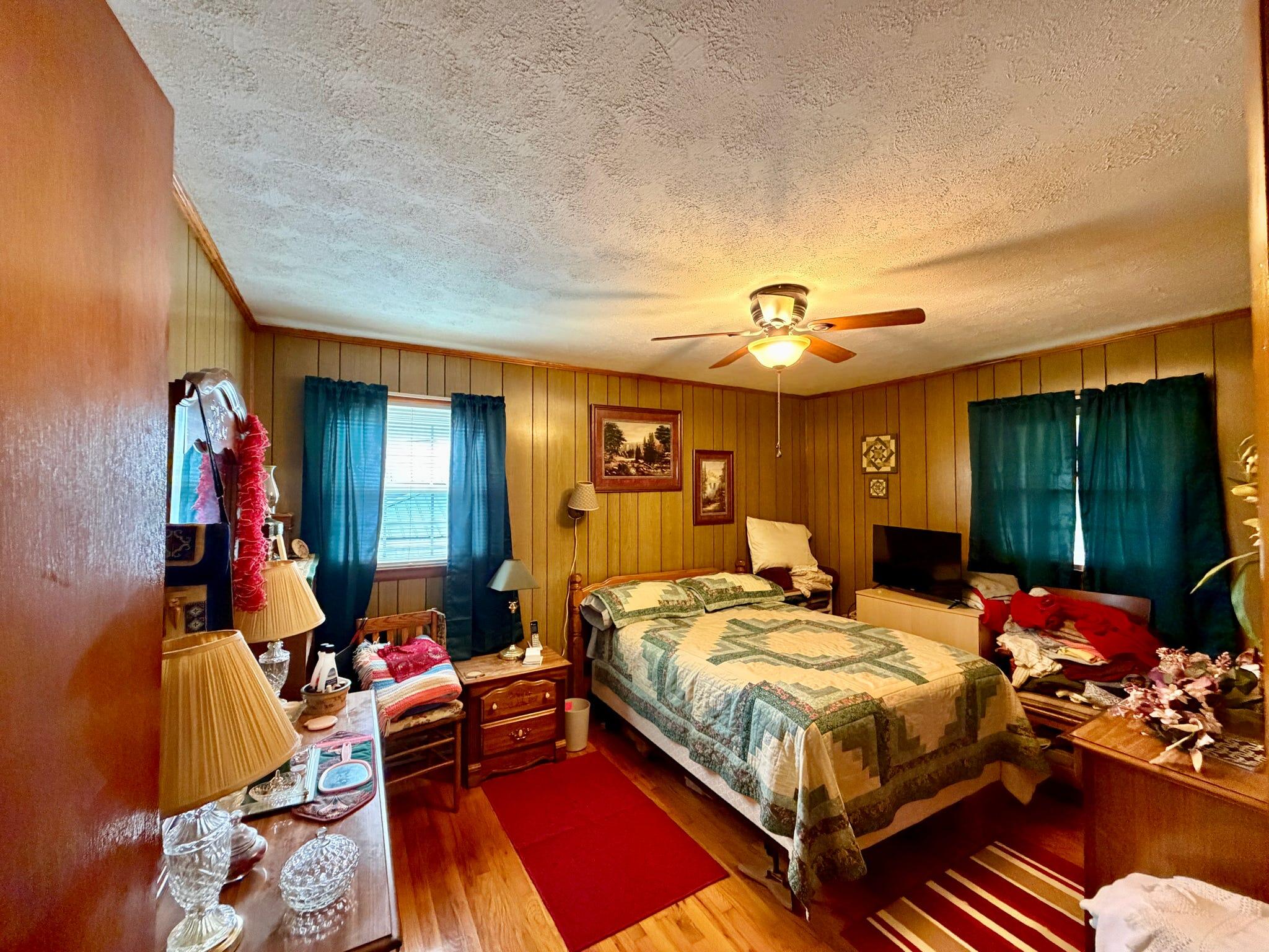 208 Tureman Avenue Property Photo 28