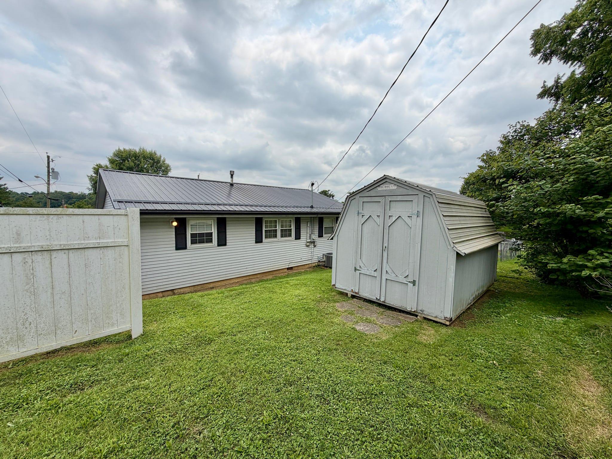 208 Tureman Avenue Property Photo 36