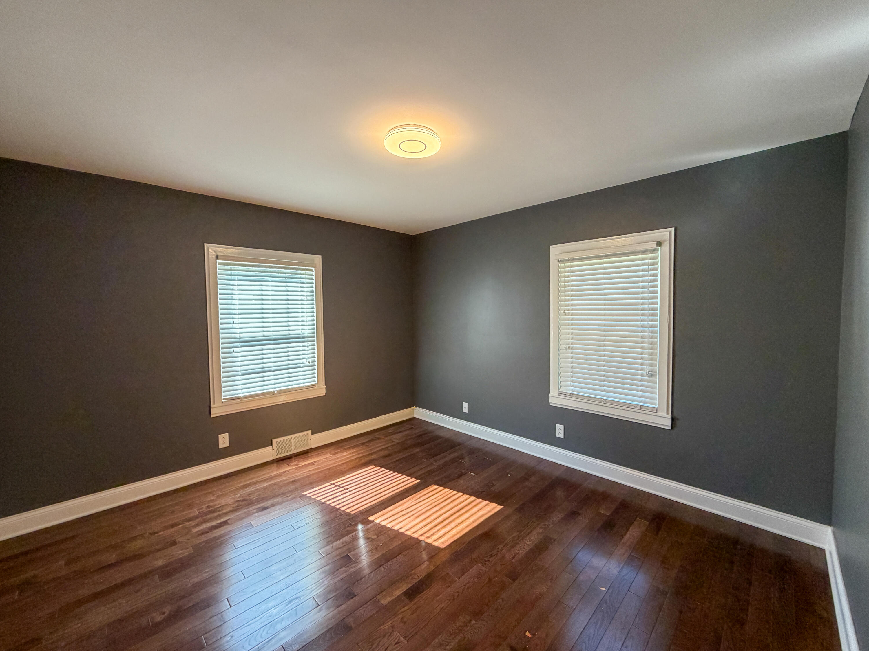 365 Williams Street Property Photo 13