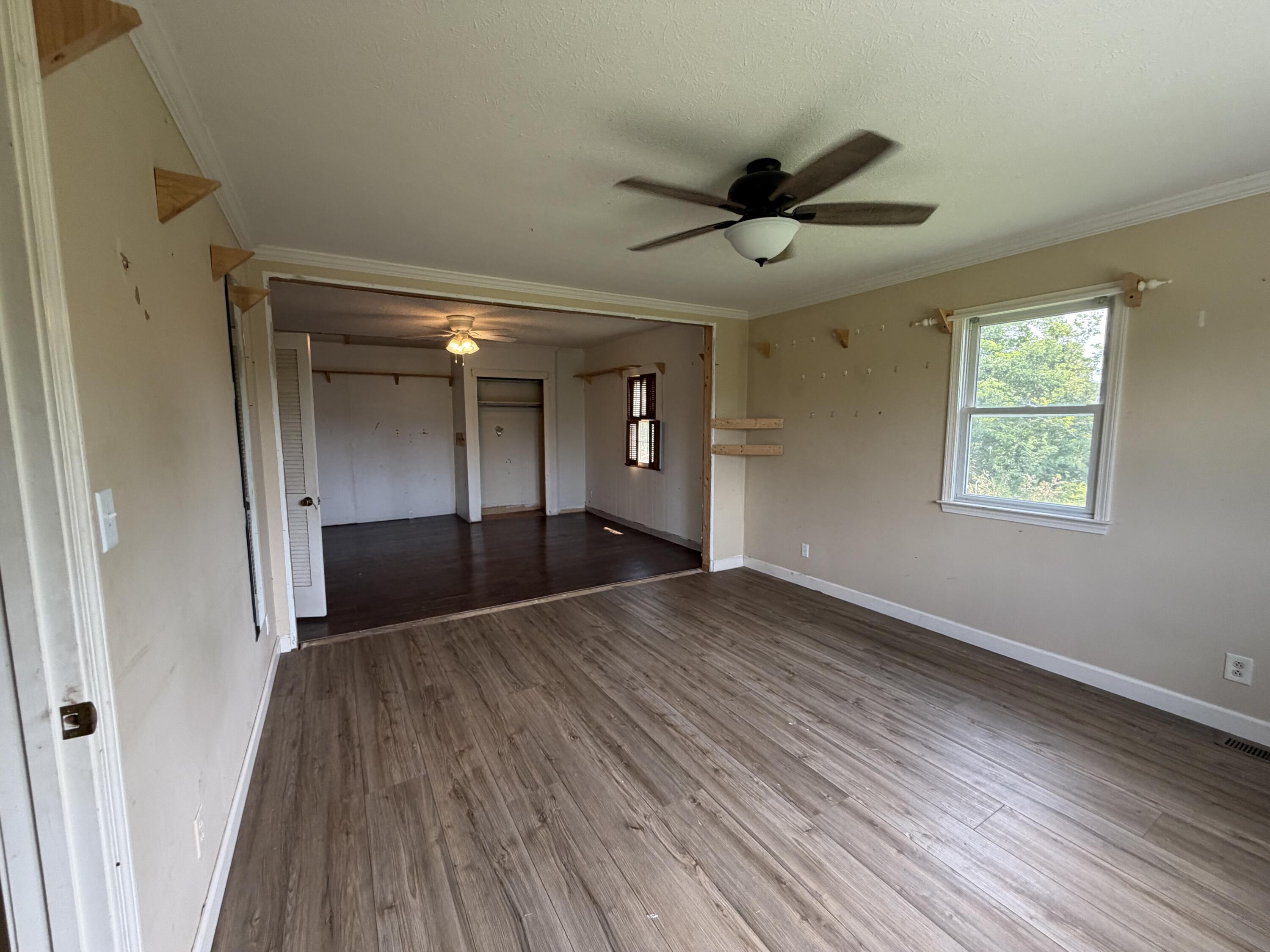 17228 Dawson Road Property Photo 5