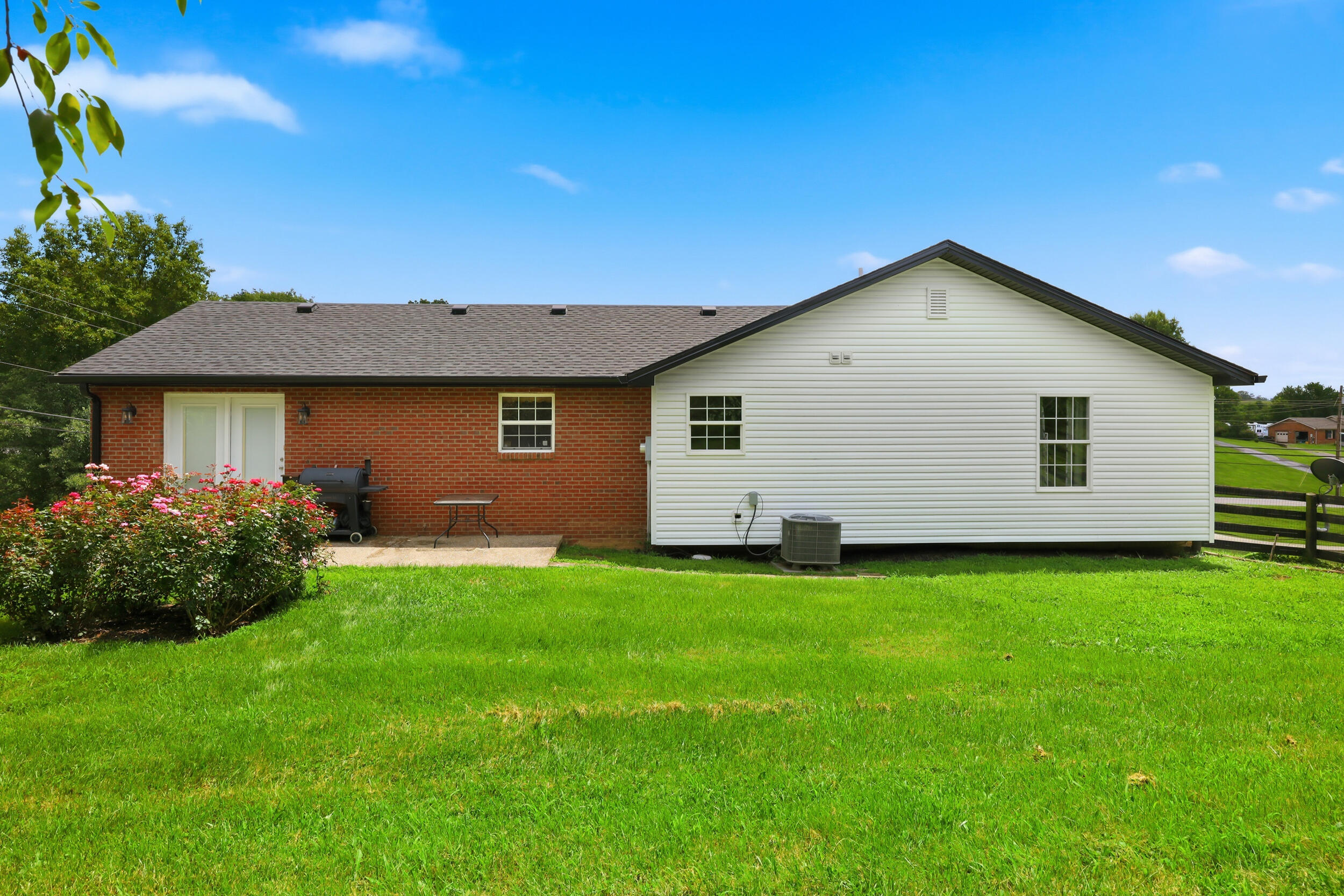 1756 Lancaster Road Property Photo 33