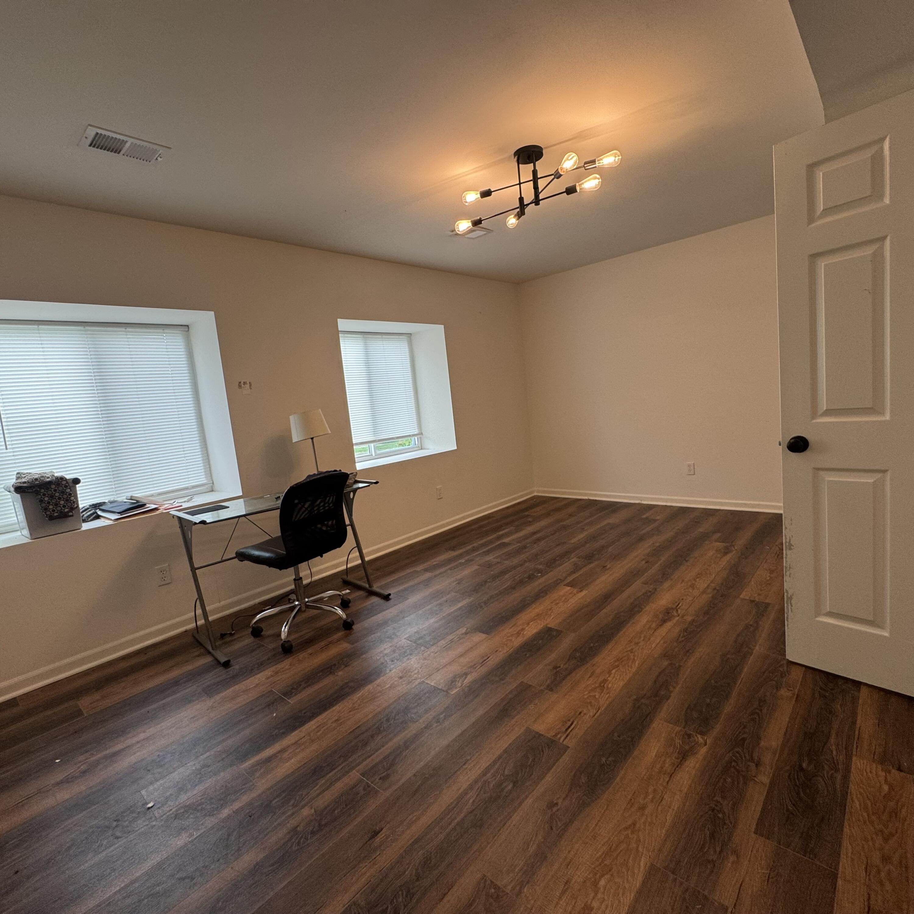 3317 Fox Trace Road Property Photo 4