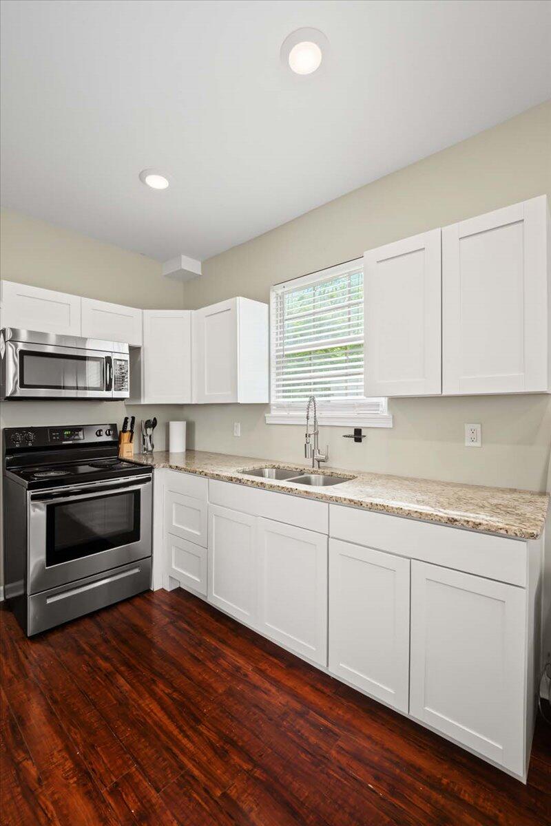 513 E 7th Street Property Photo 14
