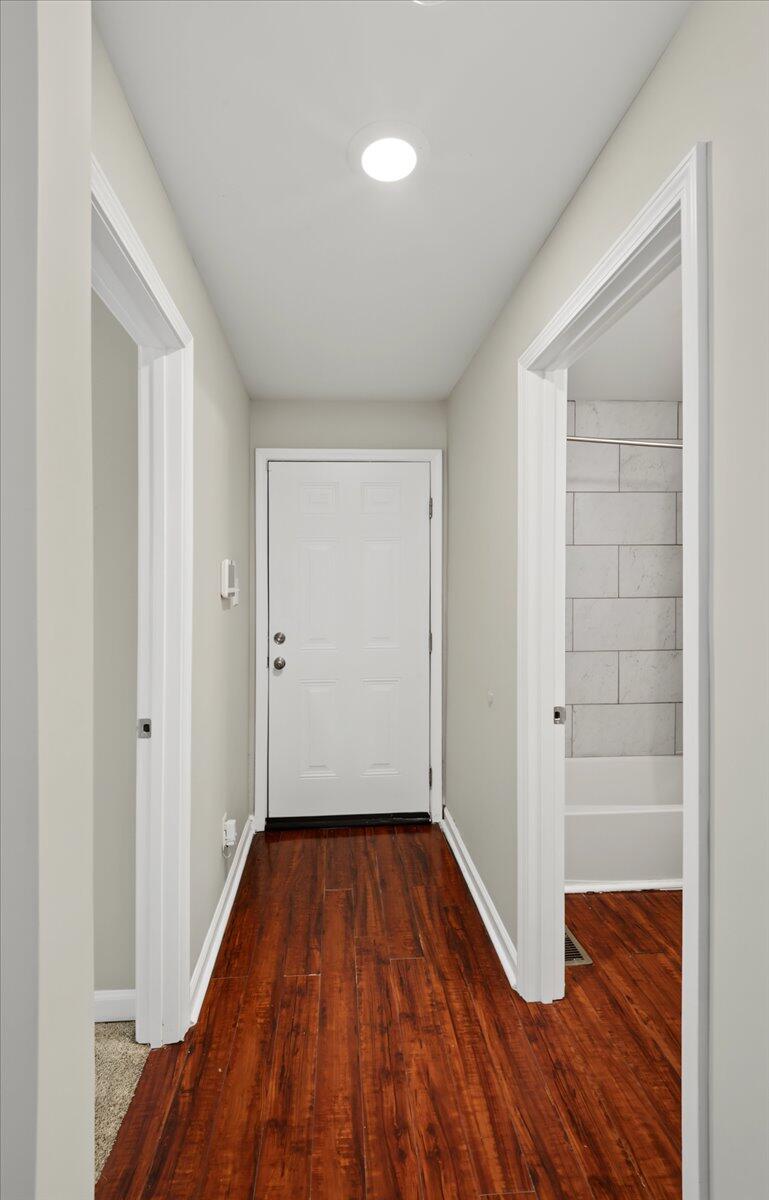 513 E 7th Street Property Photo 15