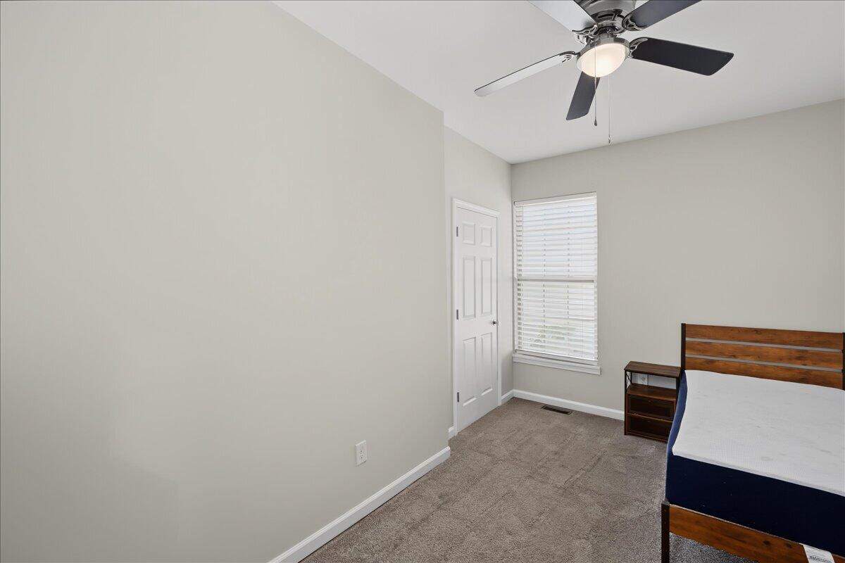 513 E 7th Street Property Photo 18
