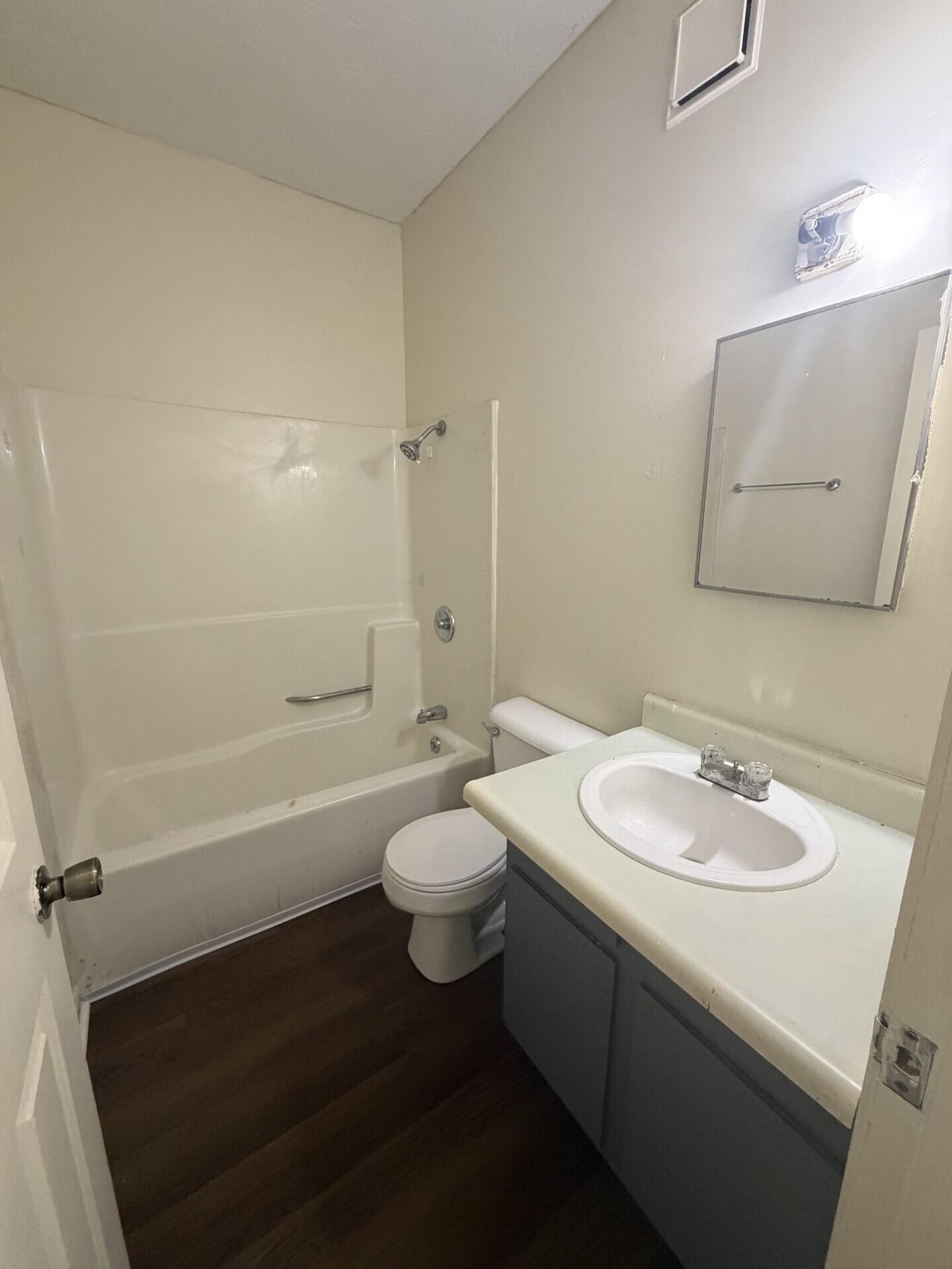311 N Hamilton D Property Photo 8