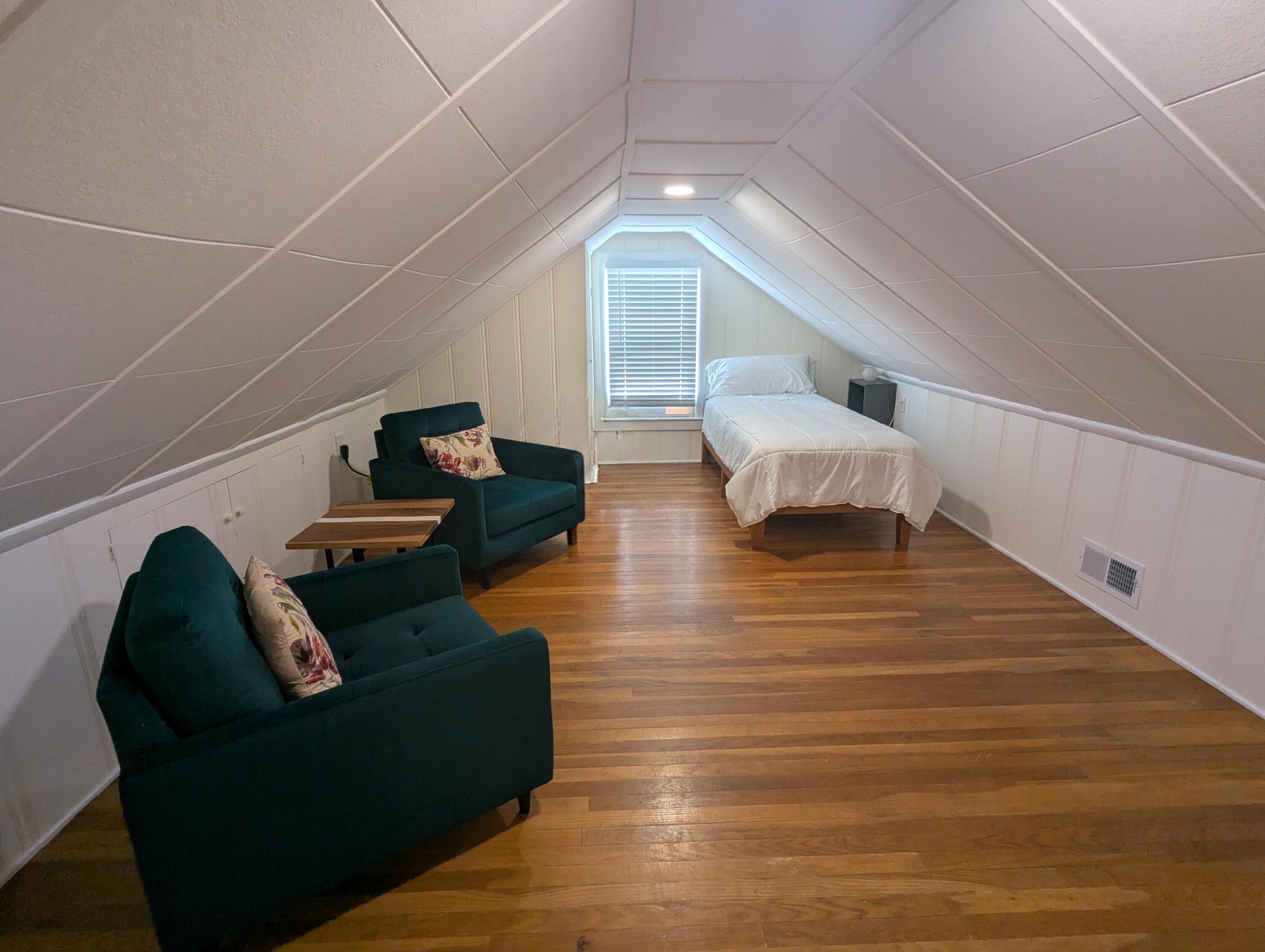 621 Cardinal Lane Property Photo 25