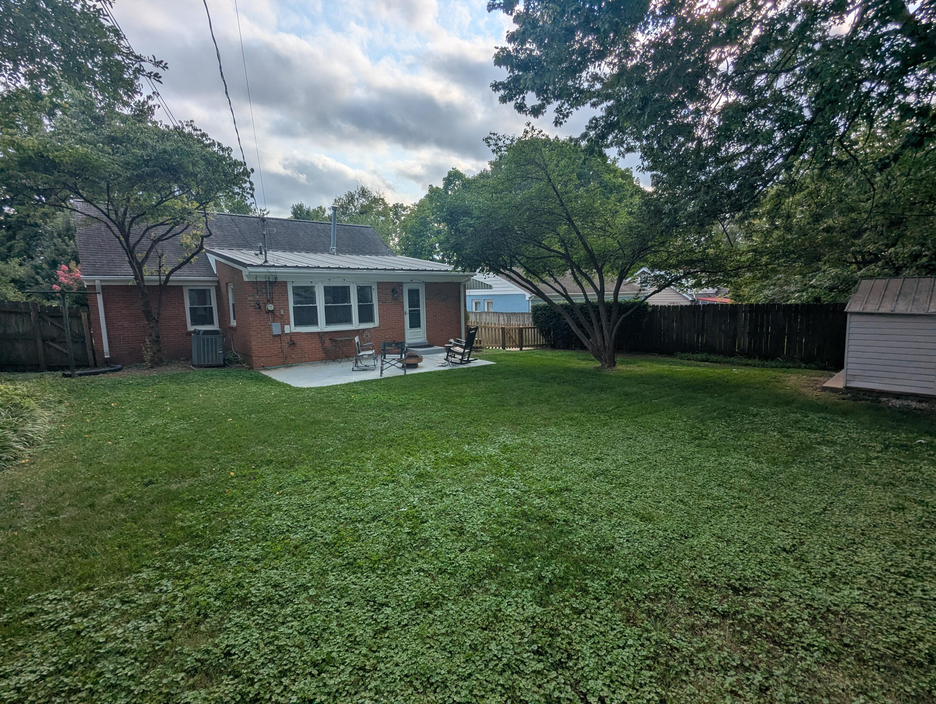 621 Cardinal Lane Property Photo 30
