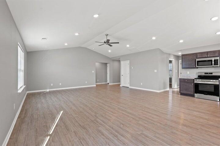 232 Candy Apple Lane Property Photo 4