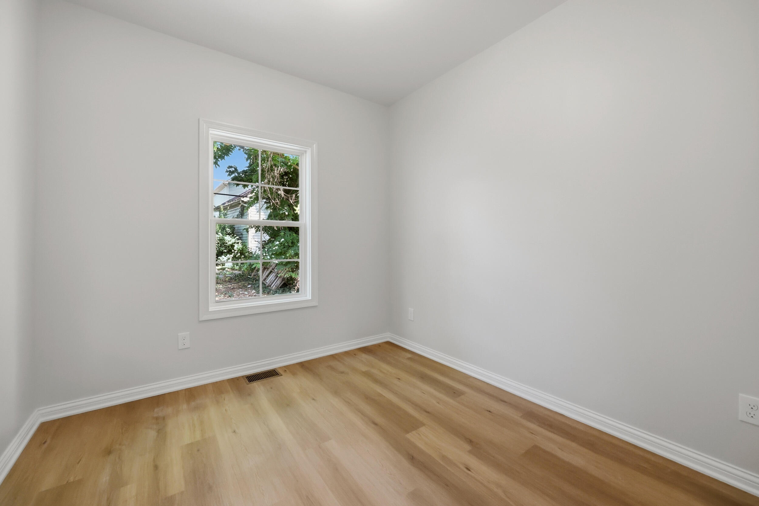 723 N Upper Street Property Photo 14