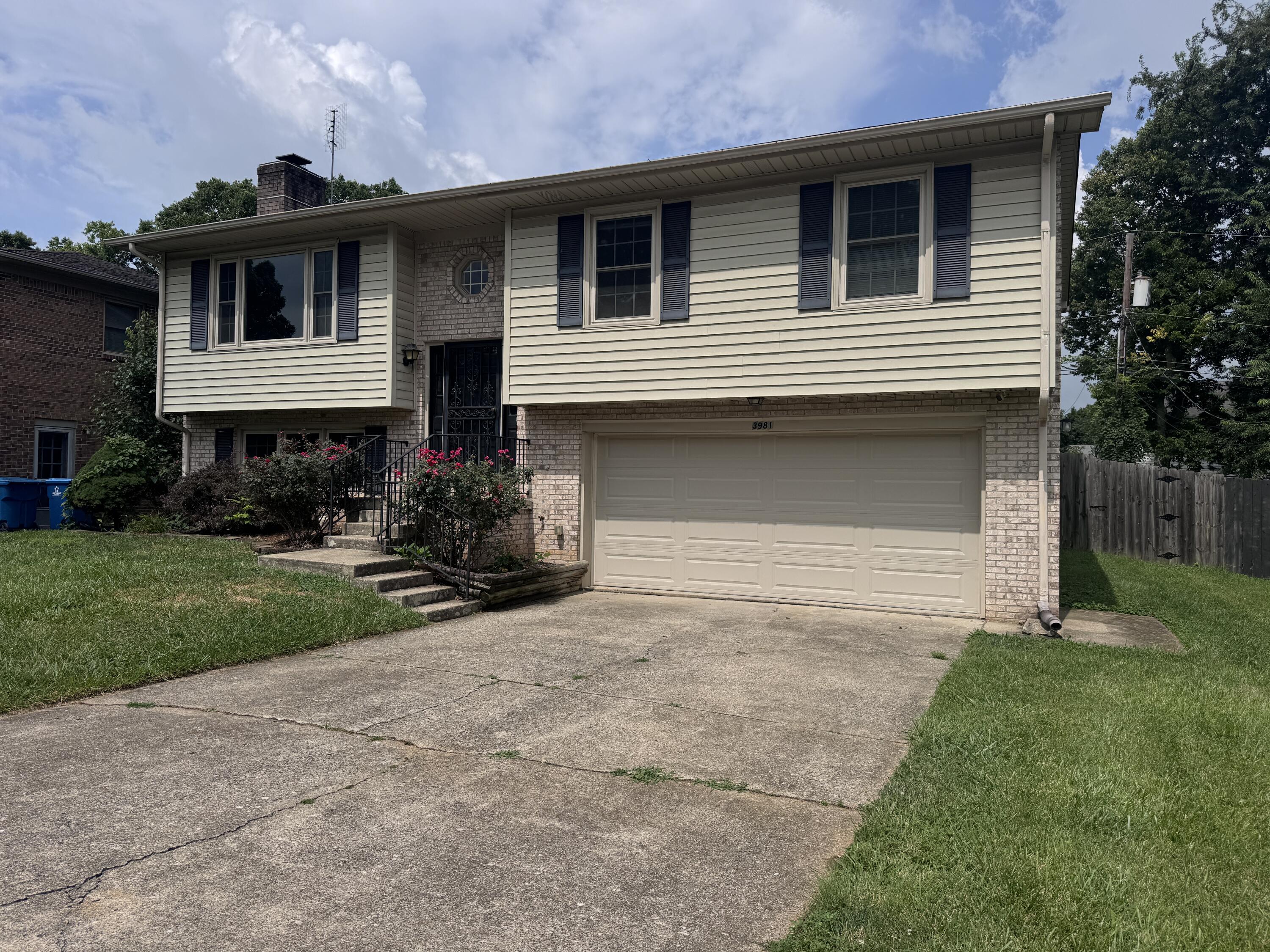 3981 Weber Way Property Photo 2