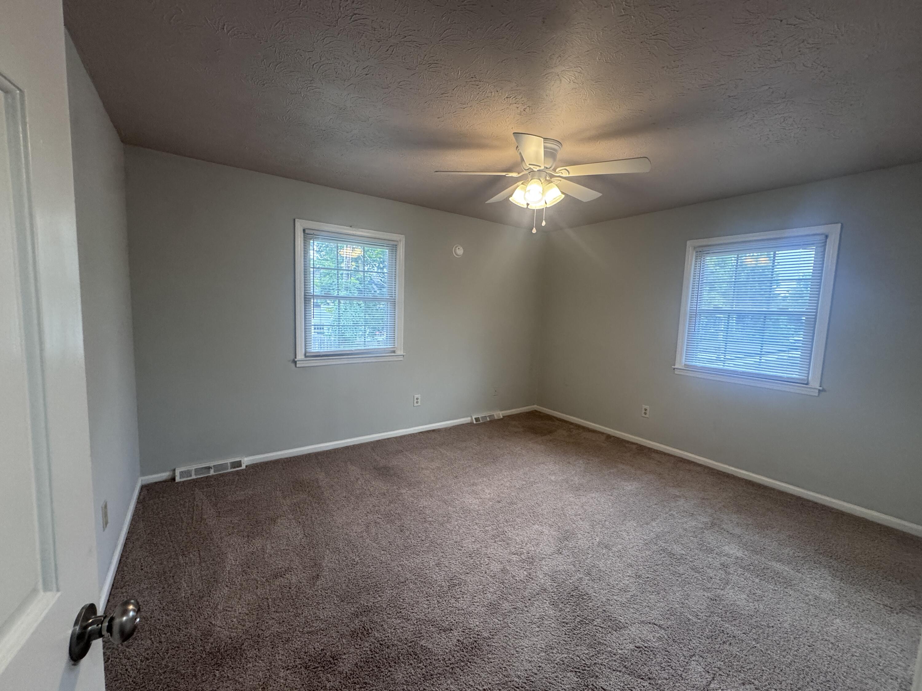 3981 Weber Way Property Photo 13