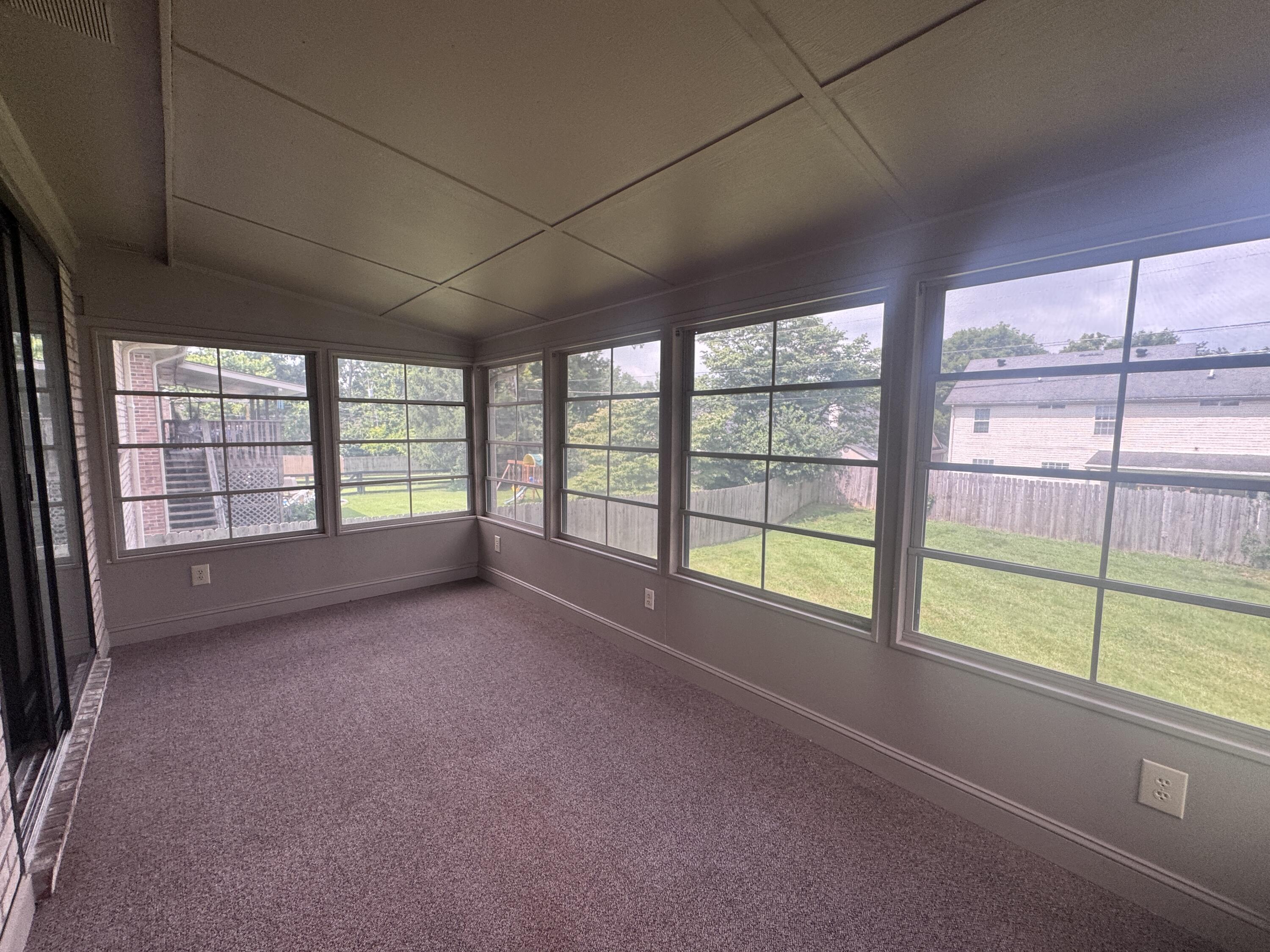 3981 Weber Way Property Photo 25