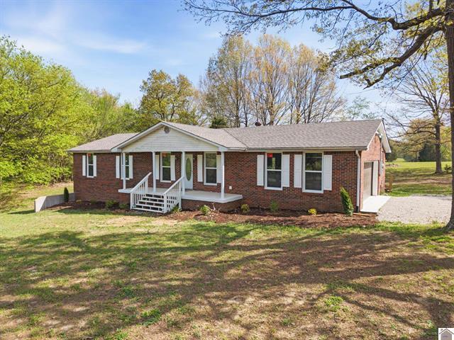 705 Darnell Road Property Photo 1