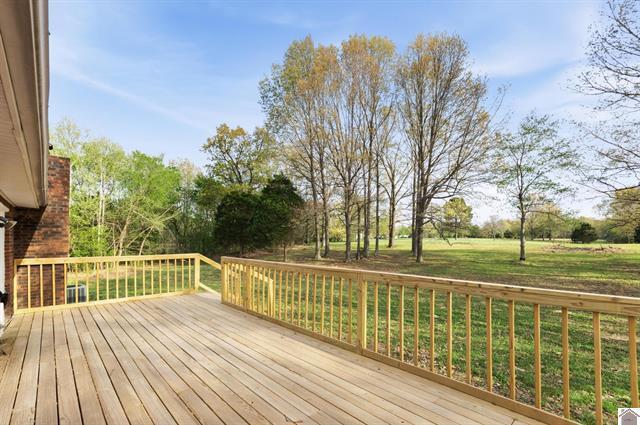 705 Darnell Road Property Photo 4